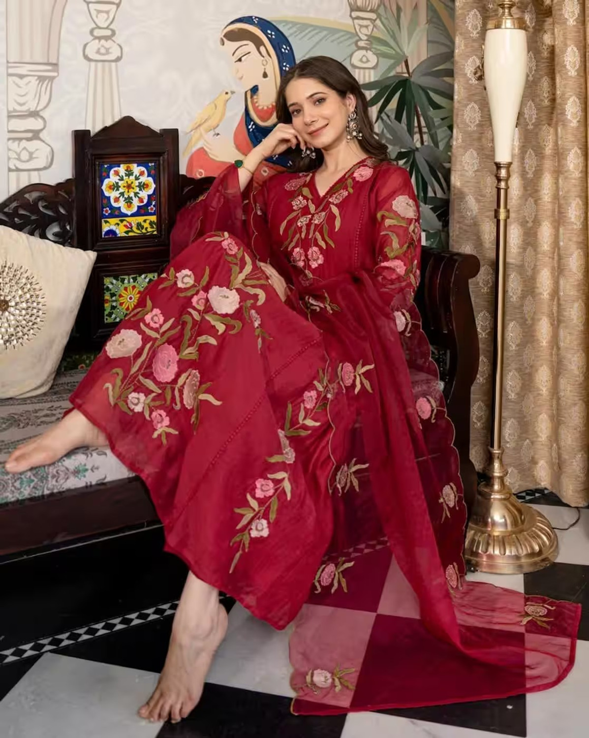 Image of shankhpushpi Women Kurti Pant Dupatta Set