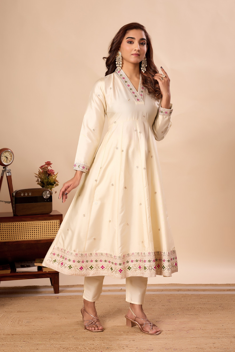Image of SILVER RABBIT Women Kurta Pant Dupatta Set