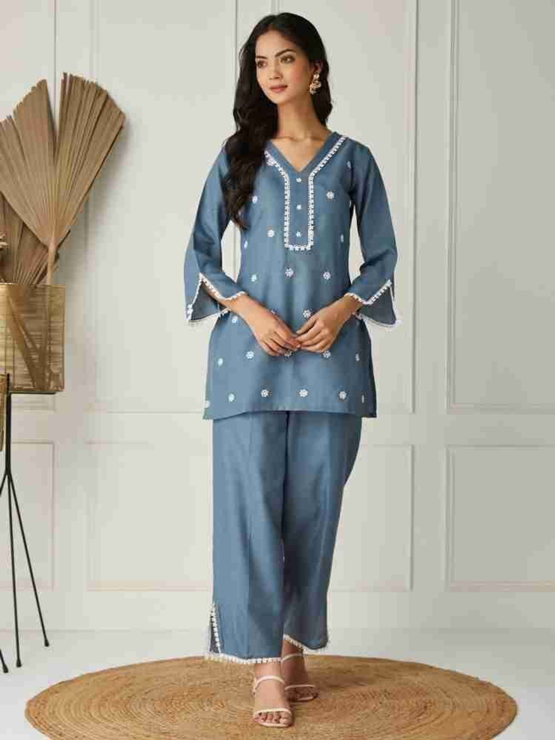Image of PINNARA Women Kurti Pant Set