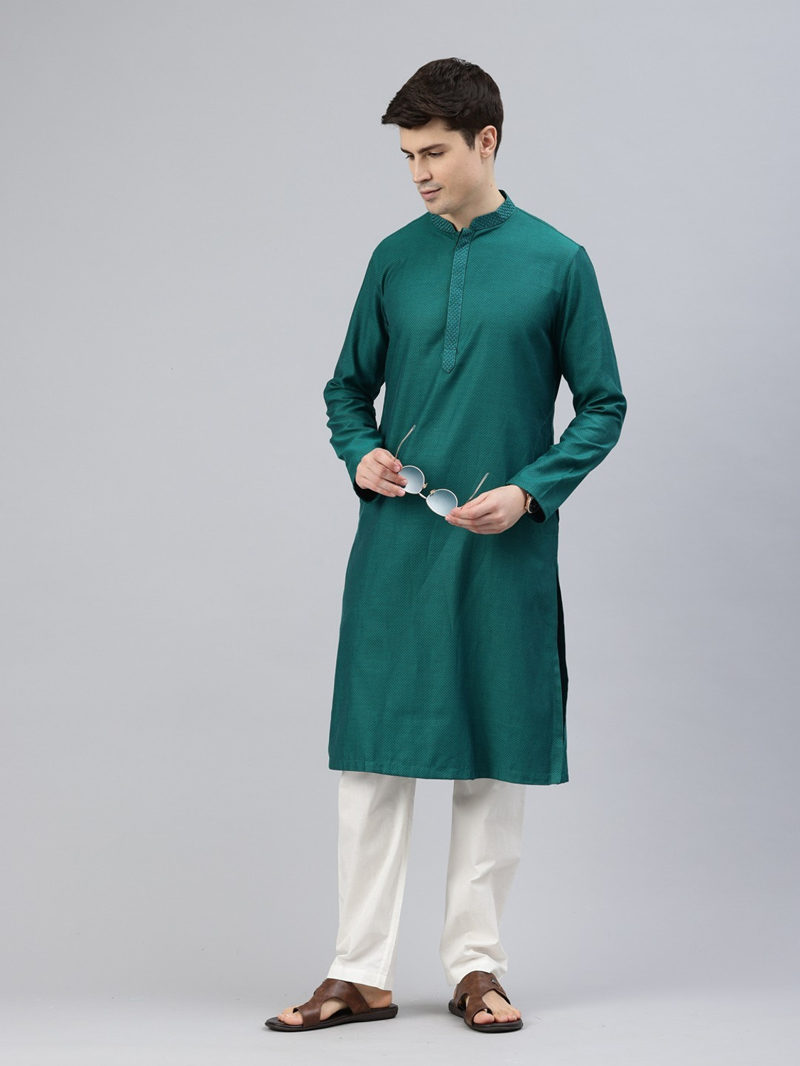Image of Manthan Men Kurta Pyjama Set