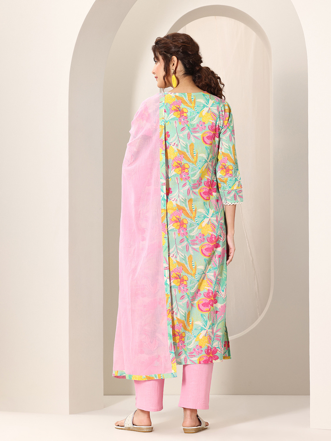 Image of LIBAS Women Kurta Pant Dupatta Set