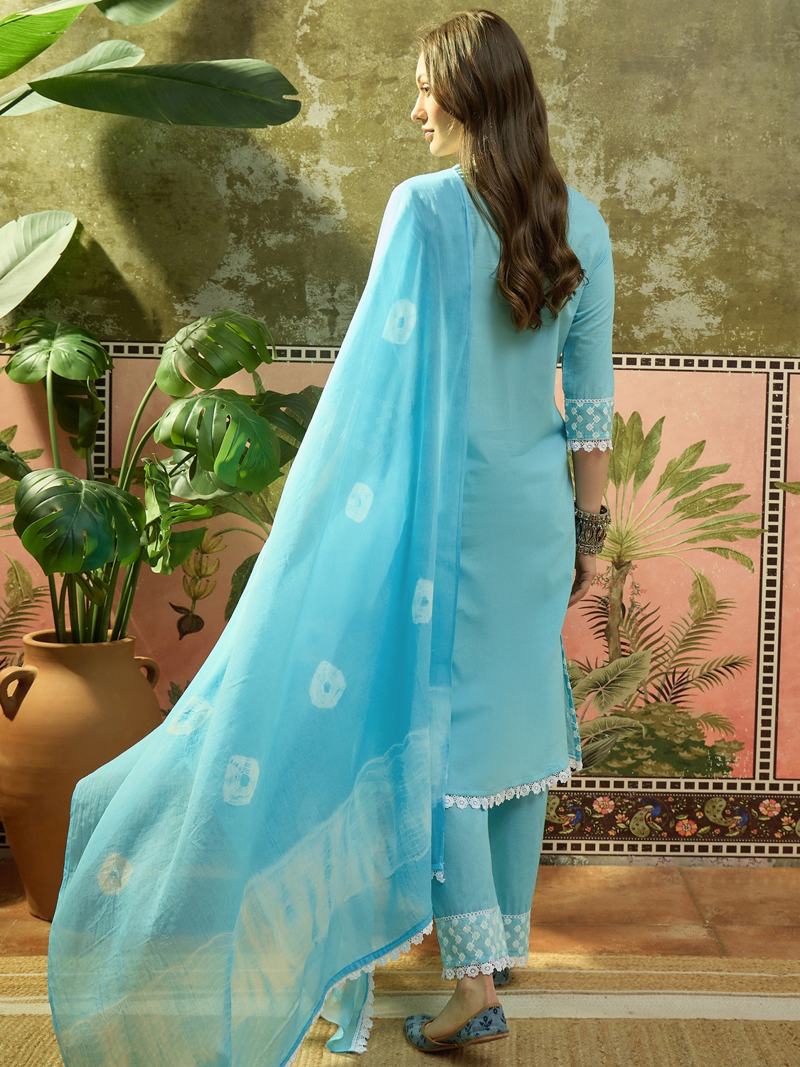 Image of SILHARA Women Kurta Pant Dupatta Set