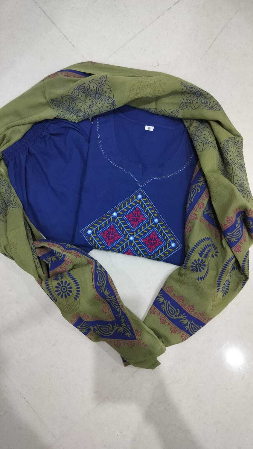 Image of KIYAARA CREATION Women Kurti Pant Dupatta Set