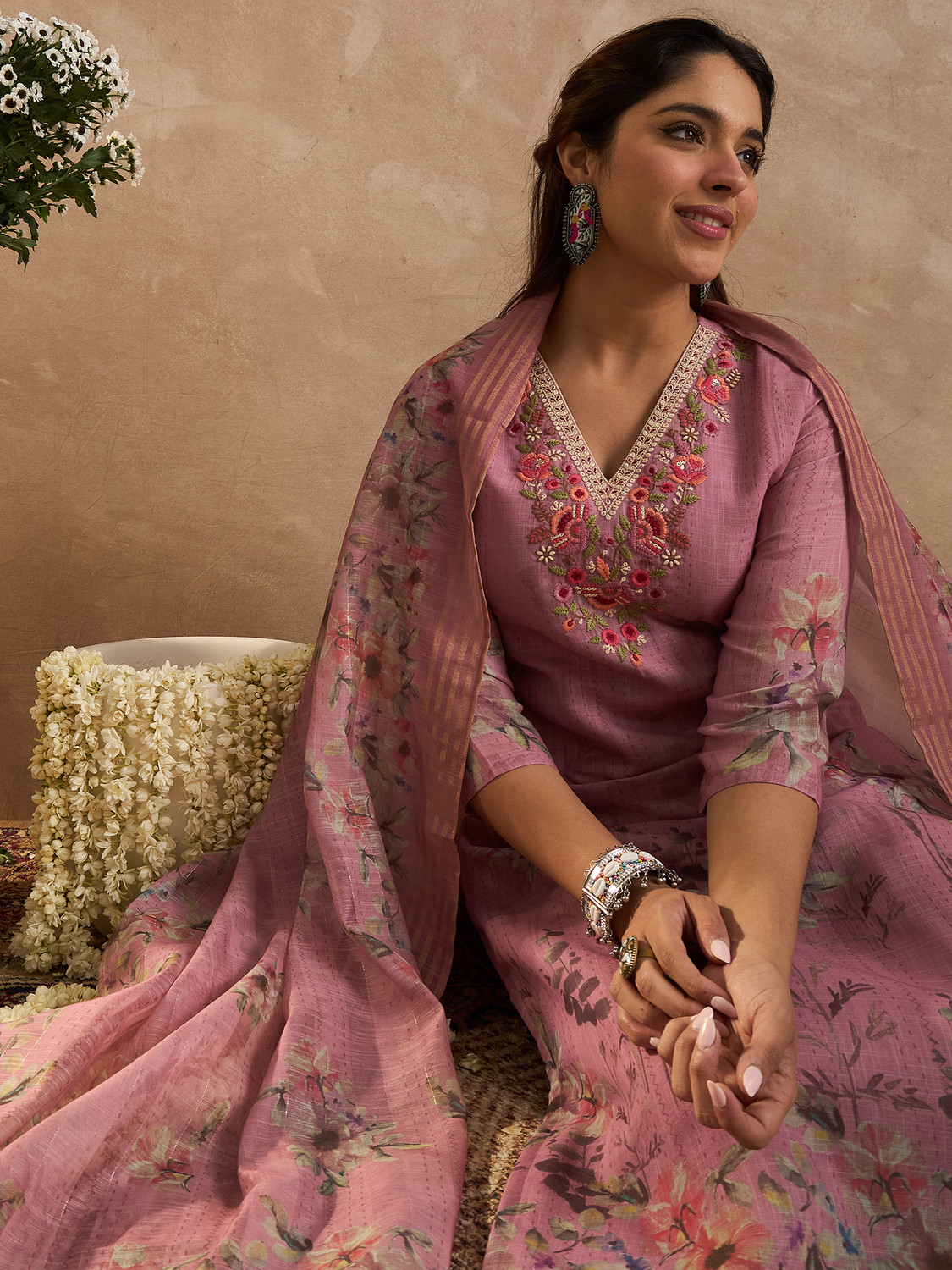 Image of Indo Era Women Kurta Pant Dupatta Set