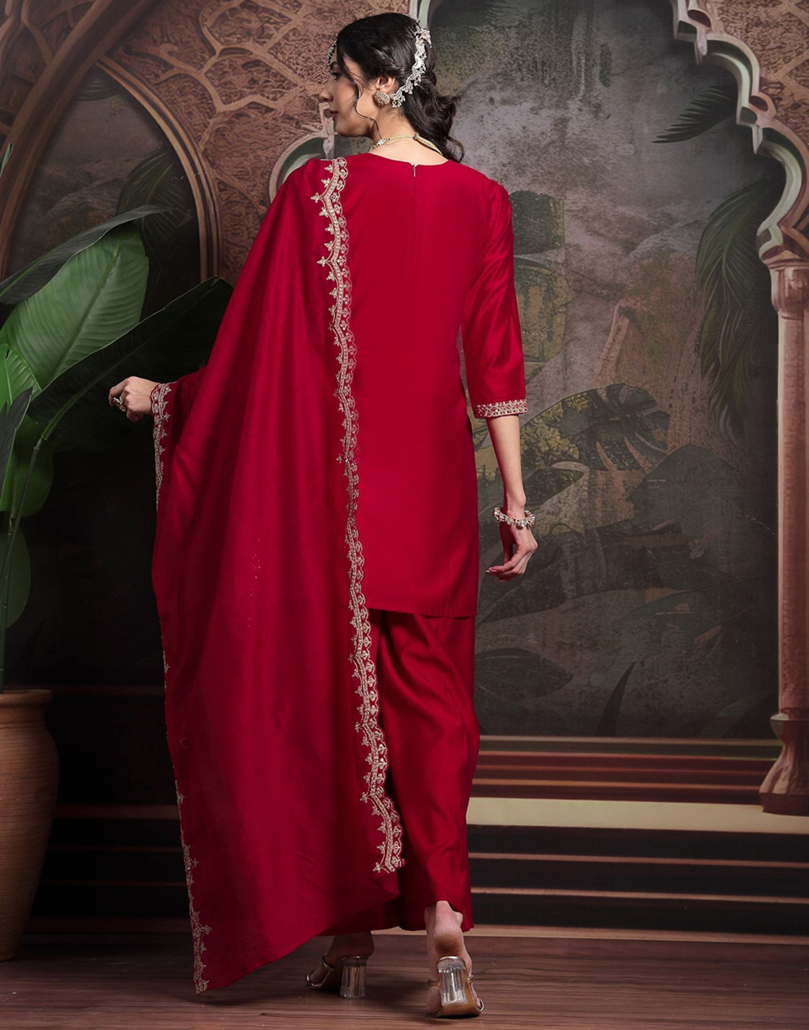 Image of Skylee Women Kurta Sharara Dupatta Set