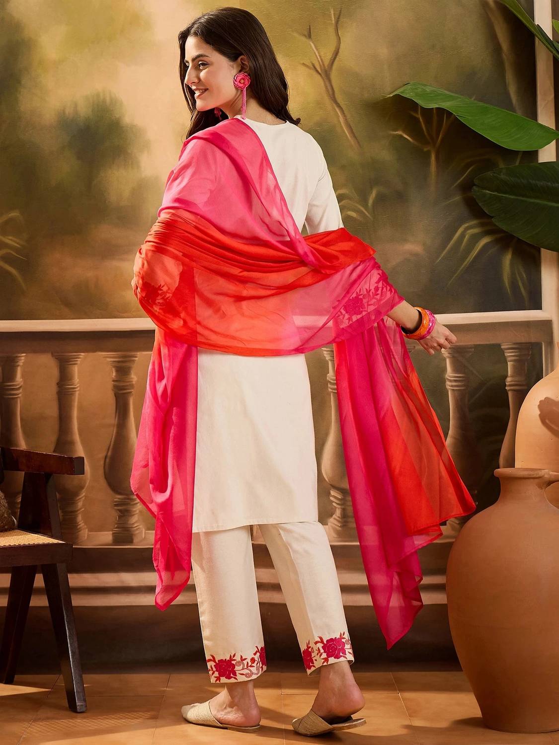 Youthnic Women Kurta Pant Dupatta Set - Image 4