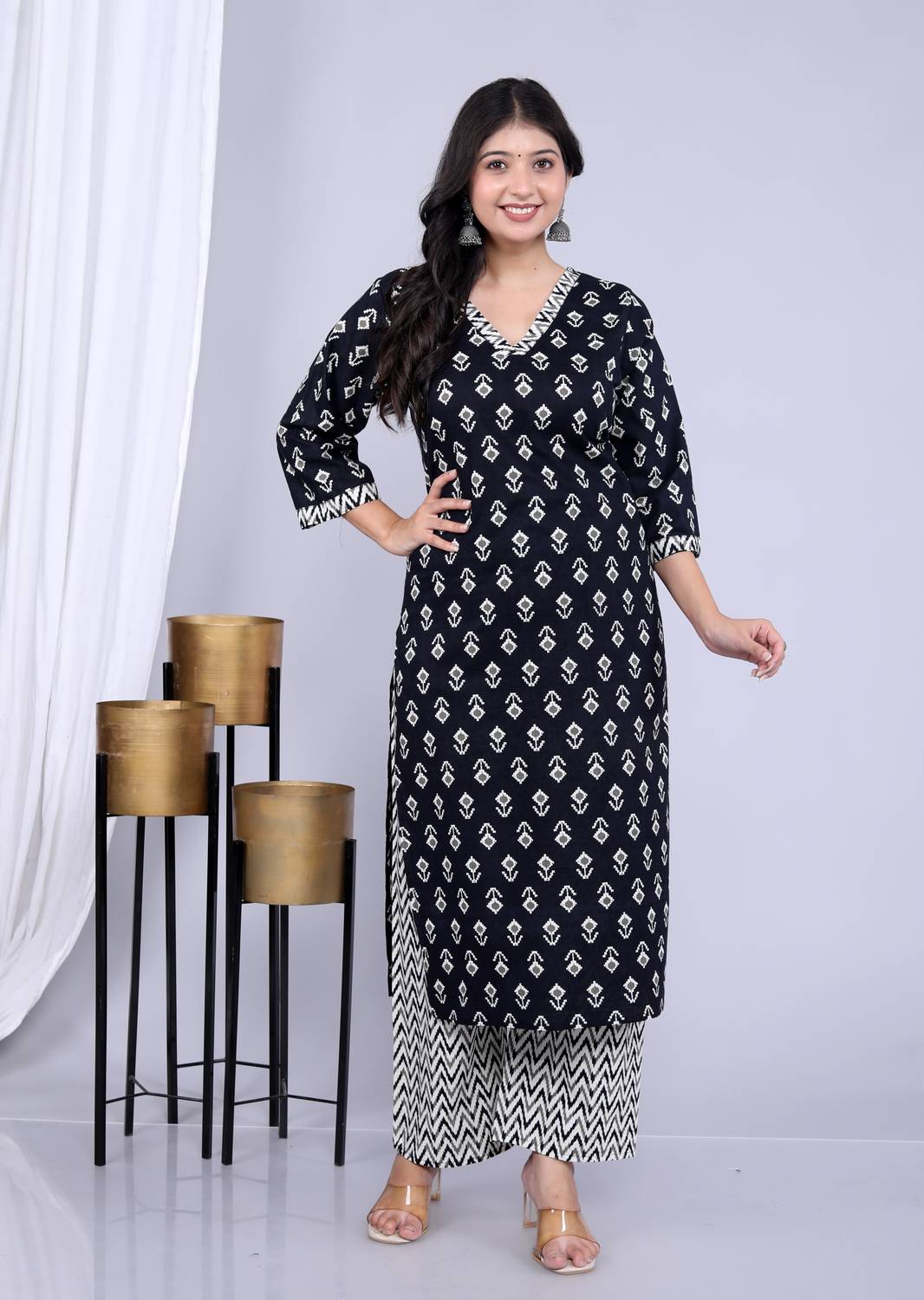 VIPY HANGER Women Kurta Pant Set