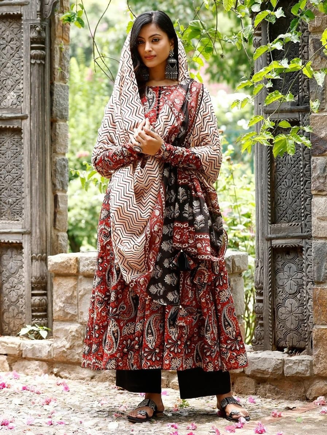 Image of Vidusha Women Kurti Palazzo Dupatta Set