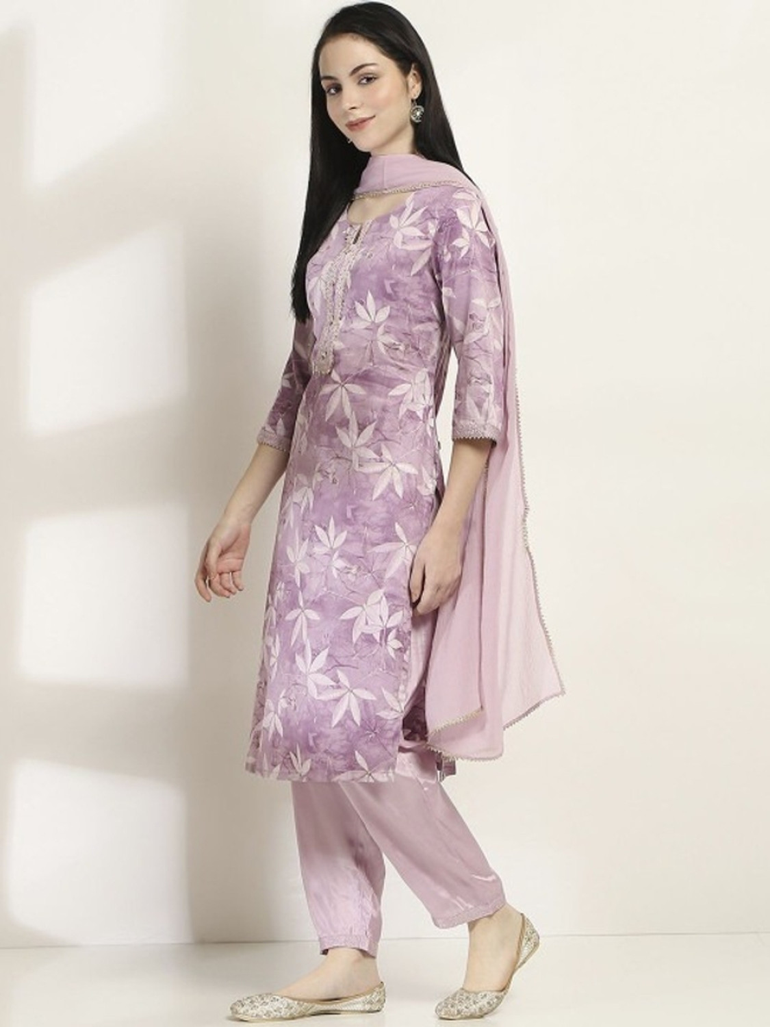 Image of JHANJHRIYA FAB Women Kurta Pant Dupatta Set