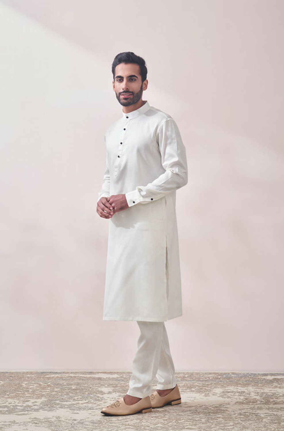 Image of MANYAVAR Men Kurta Pyjama Set