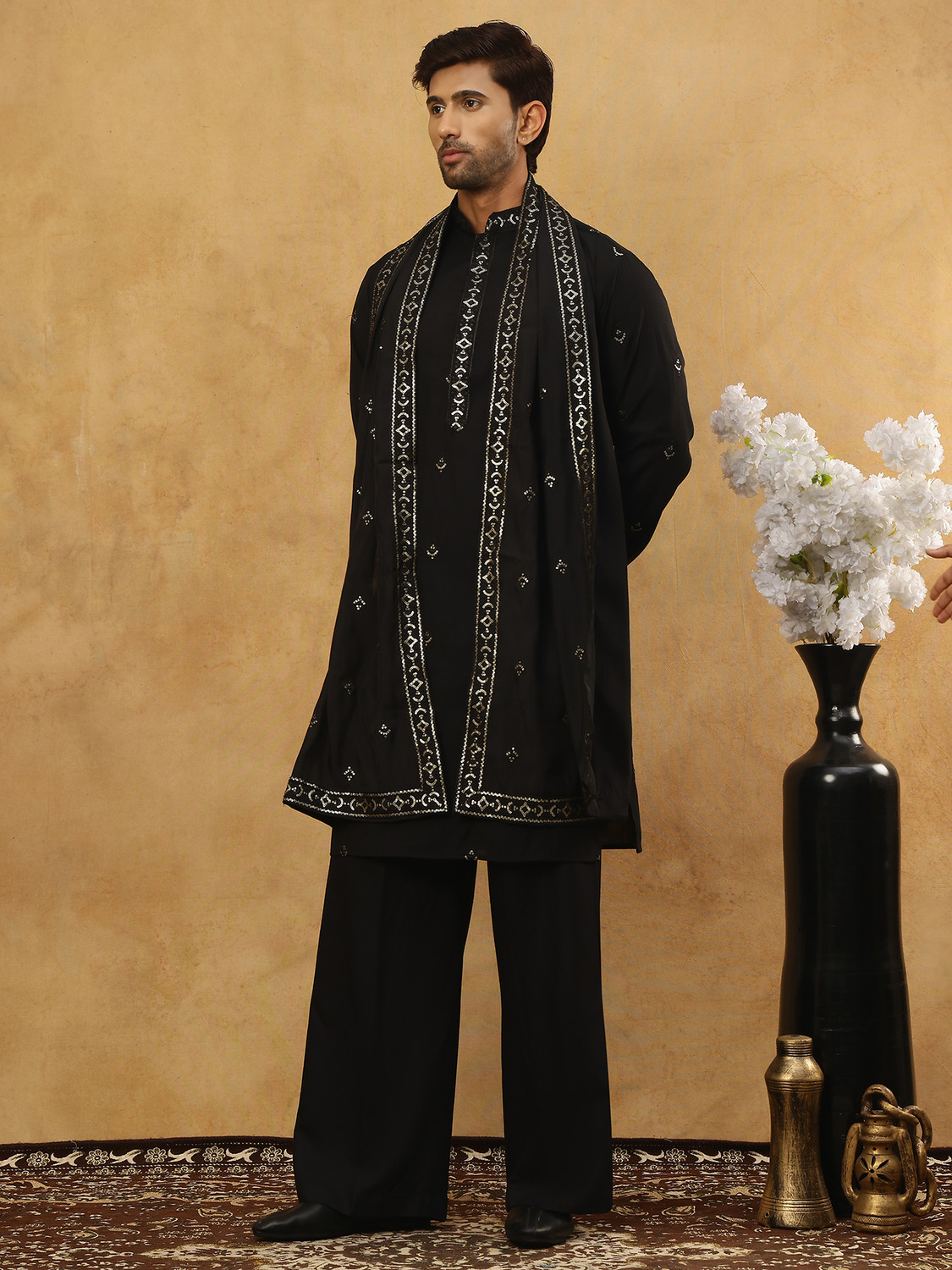 Image of Jompers Men Kurta Pyjama Dupatta Set