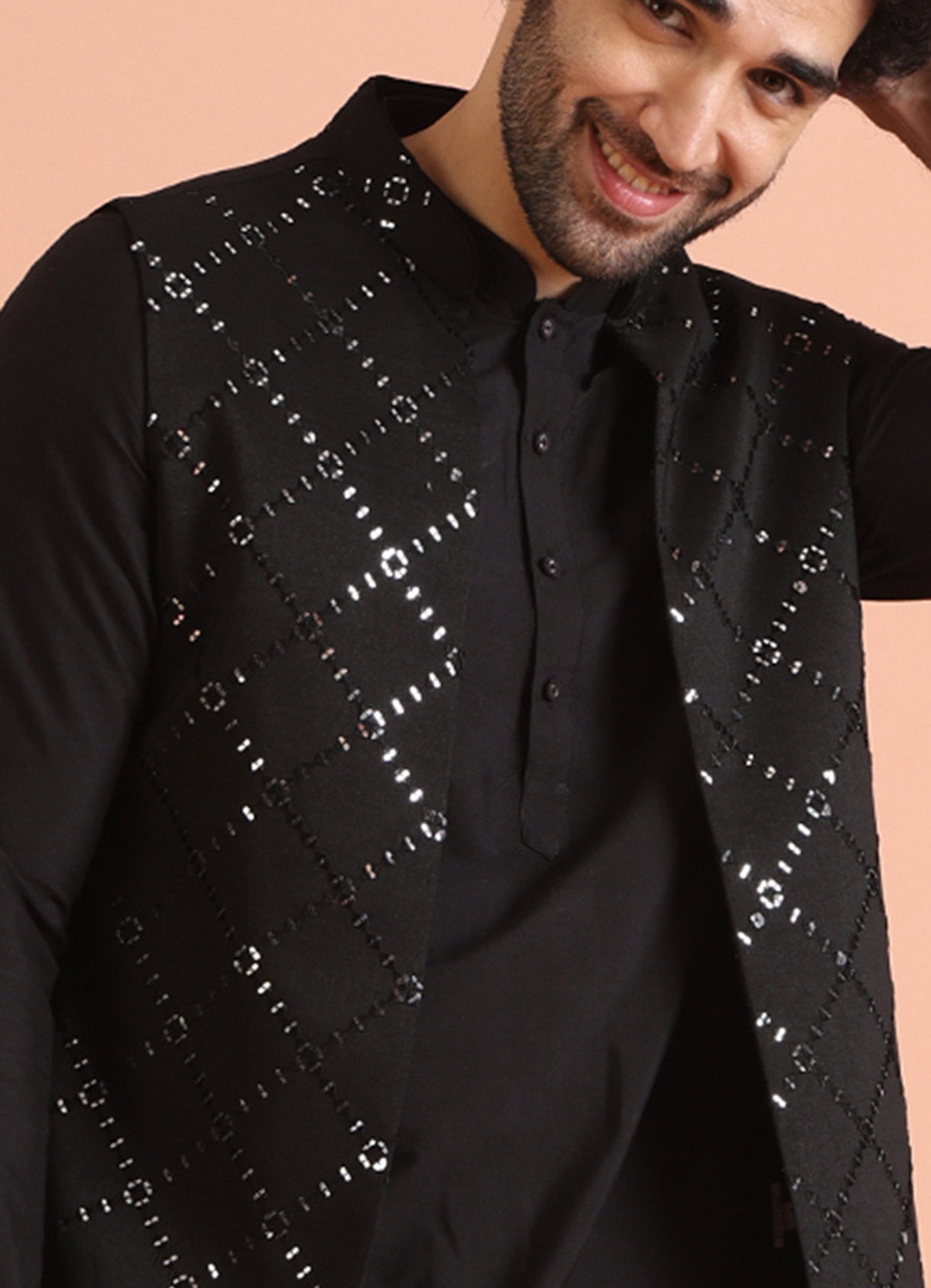 Image of Kisah Men Kurta Pant Ethnic Jacket Set