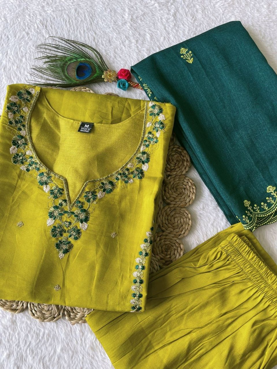 Image of vimuri Women Kurta Pant Dupatta Set