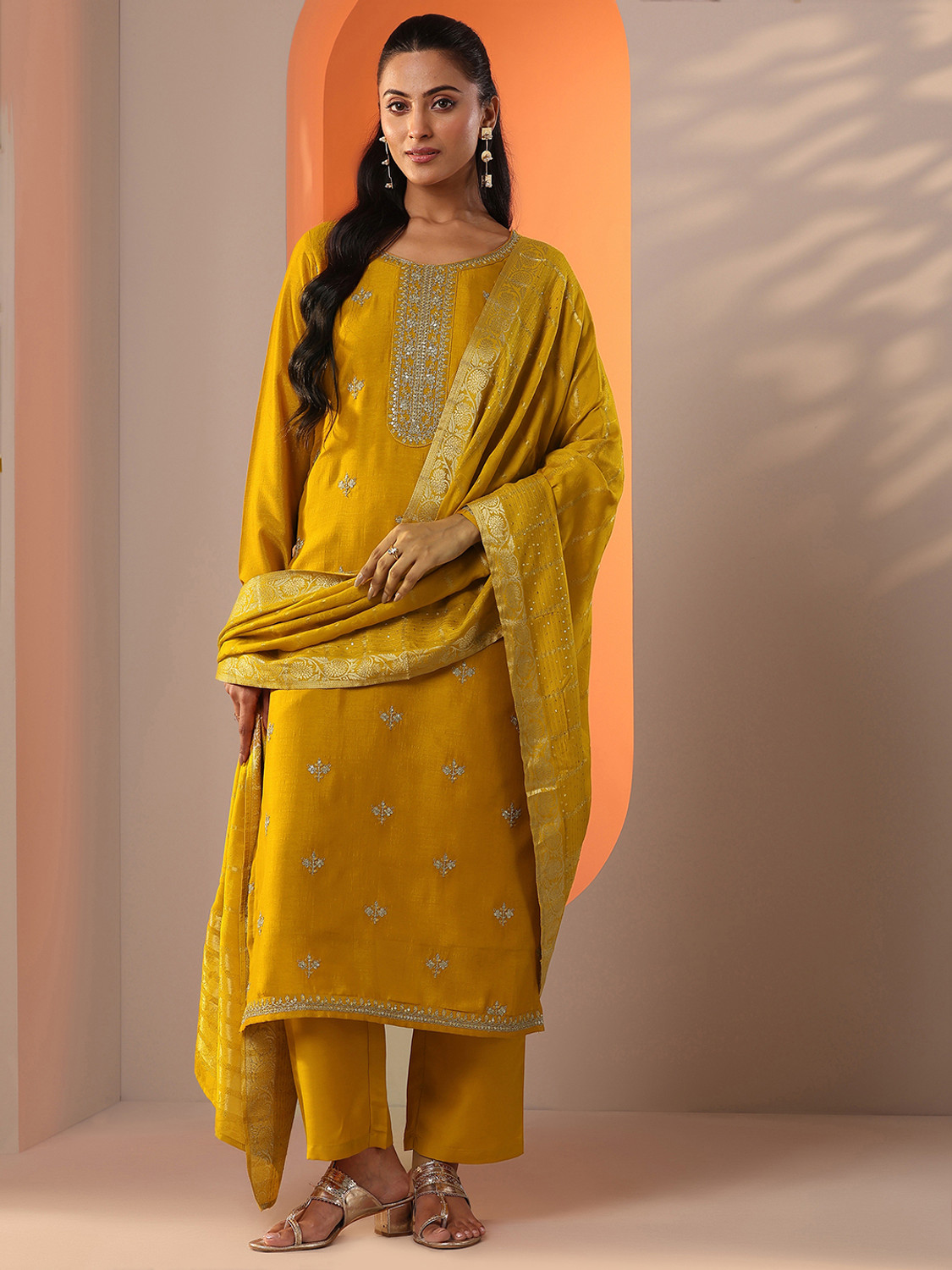 Image of LIBAS Women Kurta Pant Dupatta Set