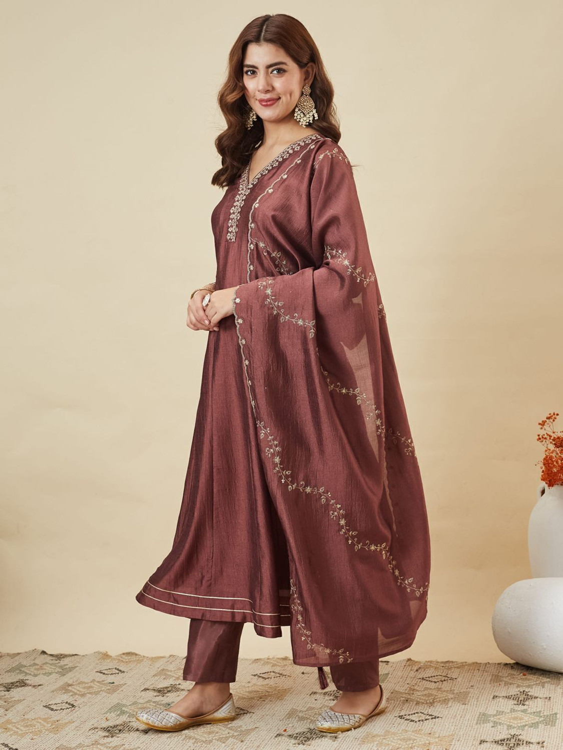Image of MOKOSH Women Kurta Pant Dupatta Set