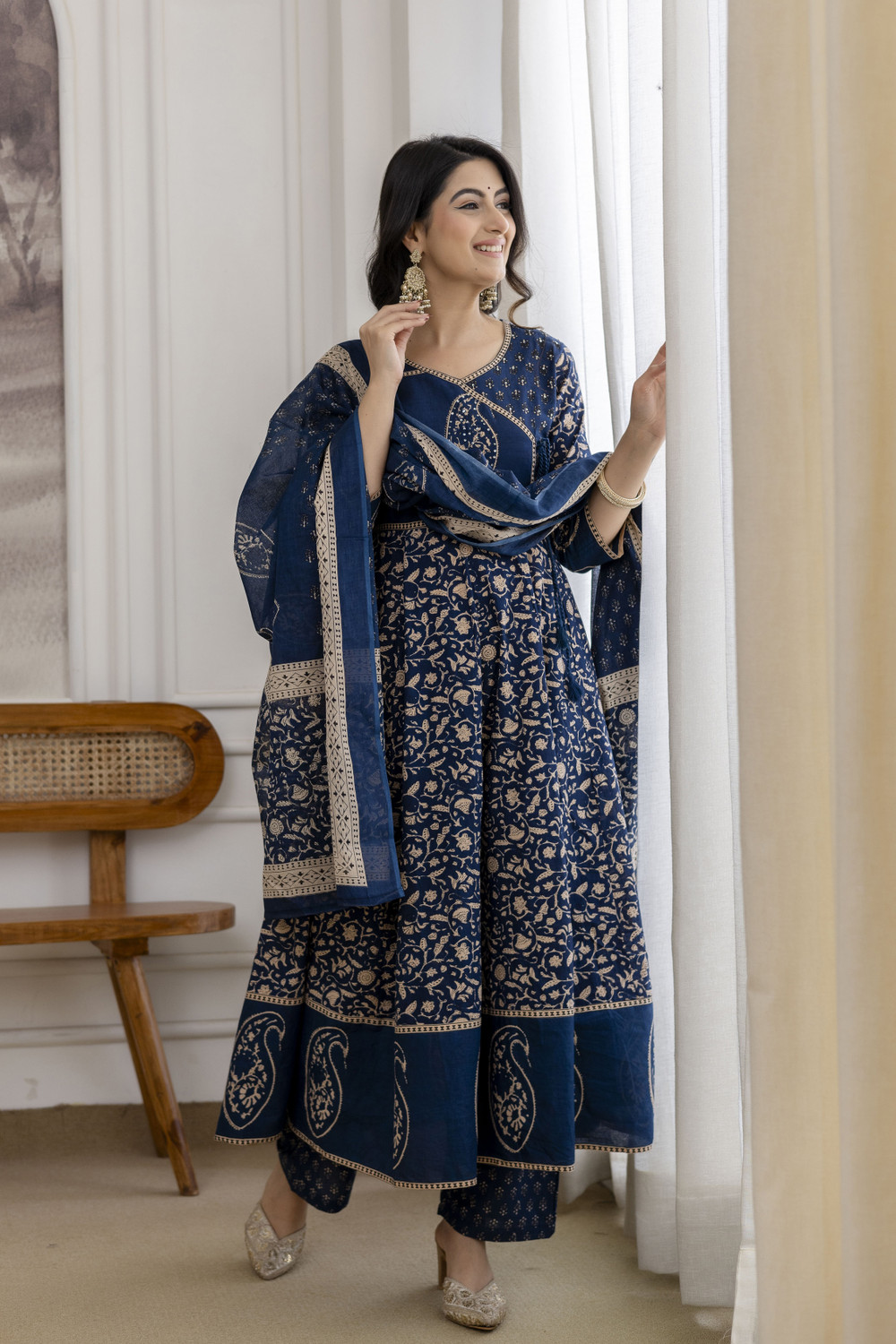 Image of berrylicious Women Kurta Pant Dupatta Set