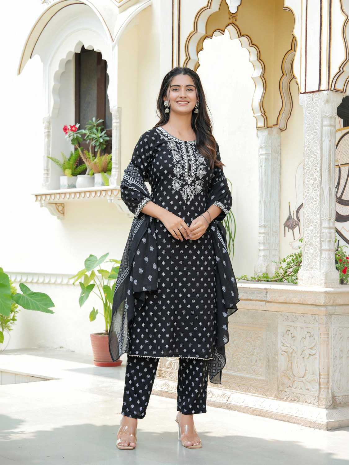 Image of Yusra Women Kurta Pant Dupatta Set