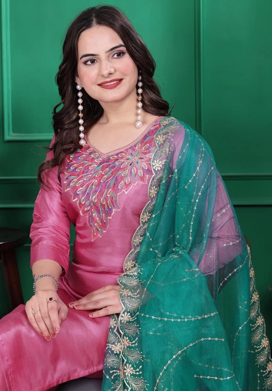 Image of R4milA Women Kurta Pant Dupatta Set