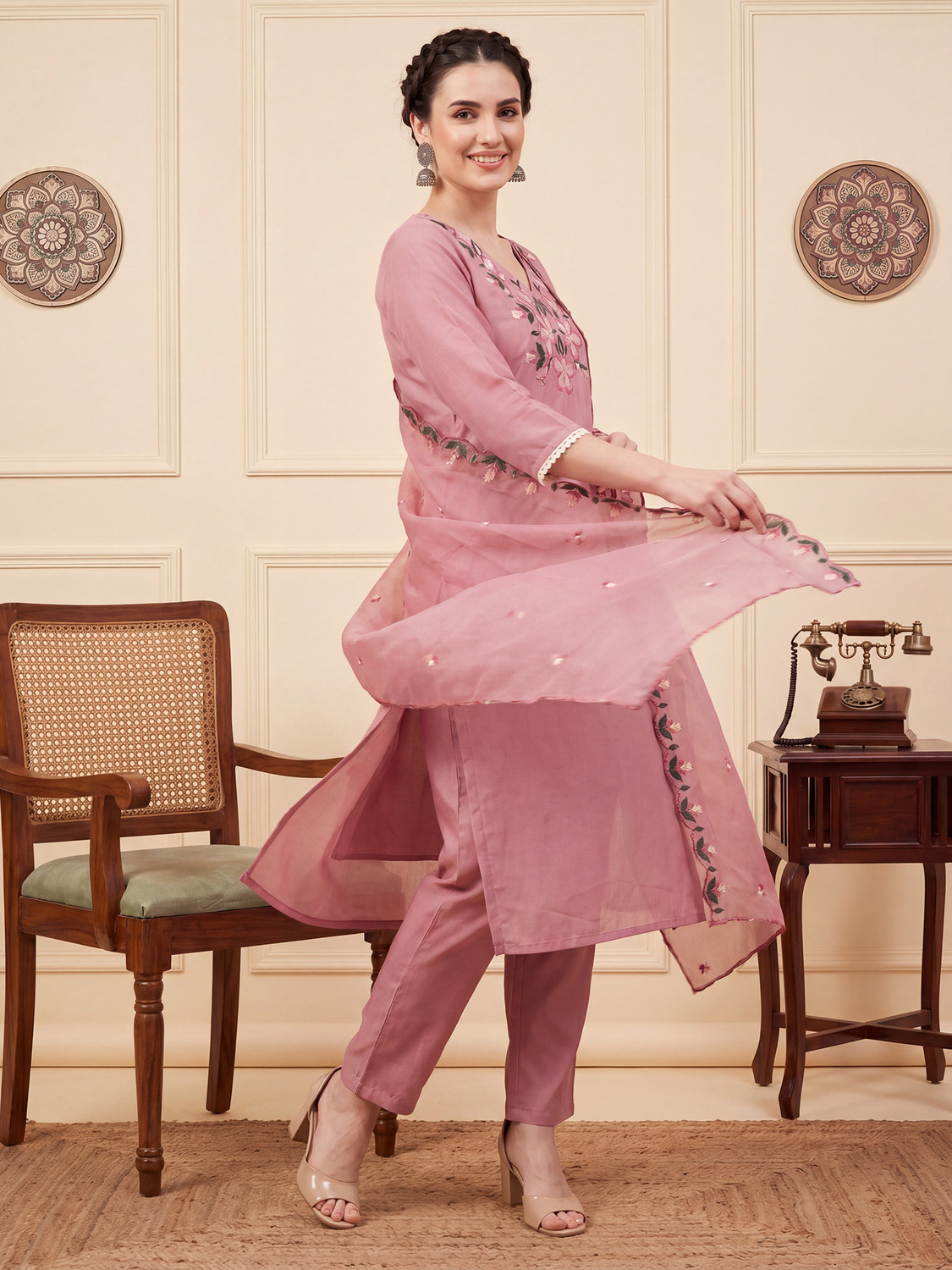 Image of Indo Era Women Kurta Pant Dupatta Set