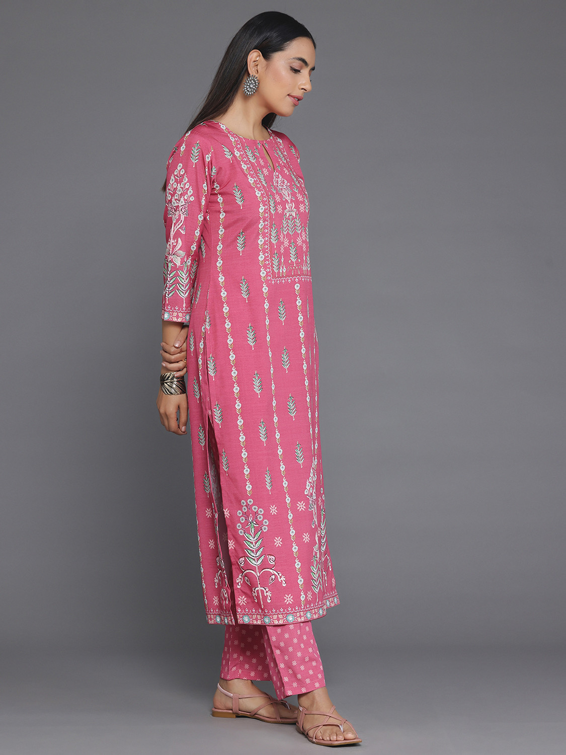Image of LIBAS Women Kurta Pant Set