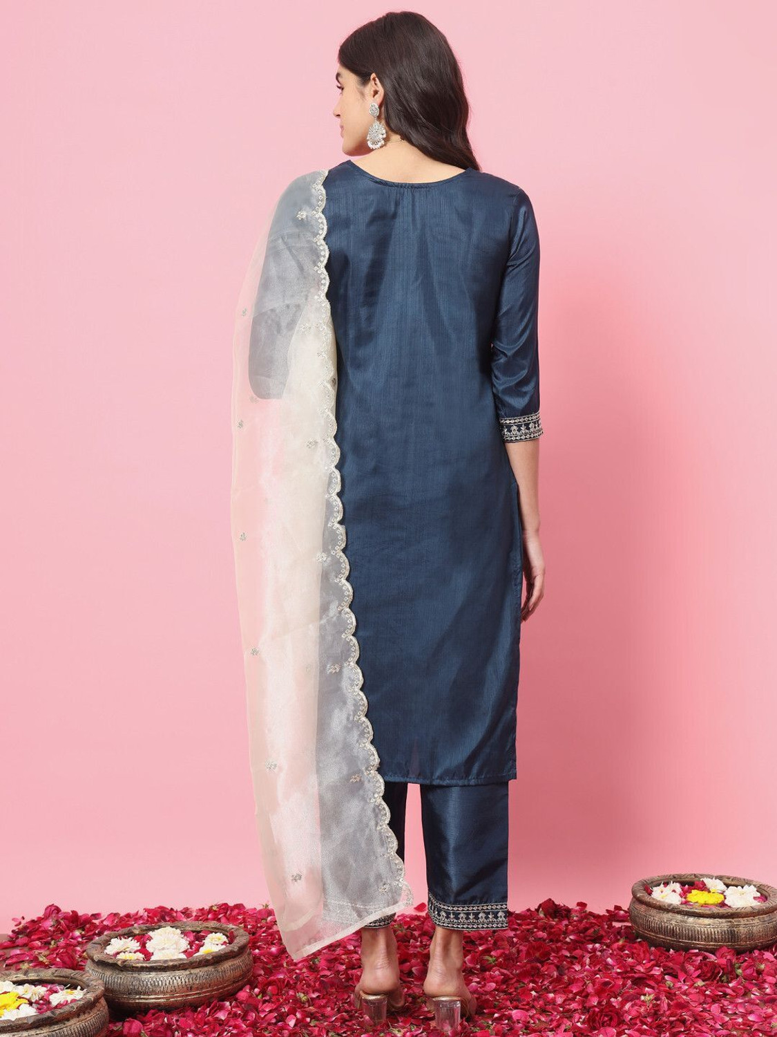 Image of VredeVogel Women Kurta Pant Dupatta Set