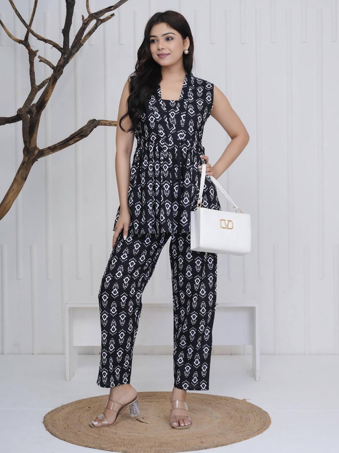 badodiya's Women Ethnic Top Palazzo Set