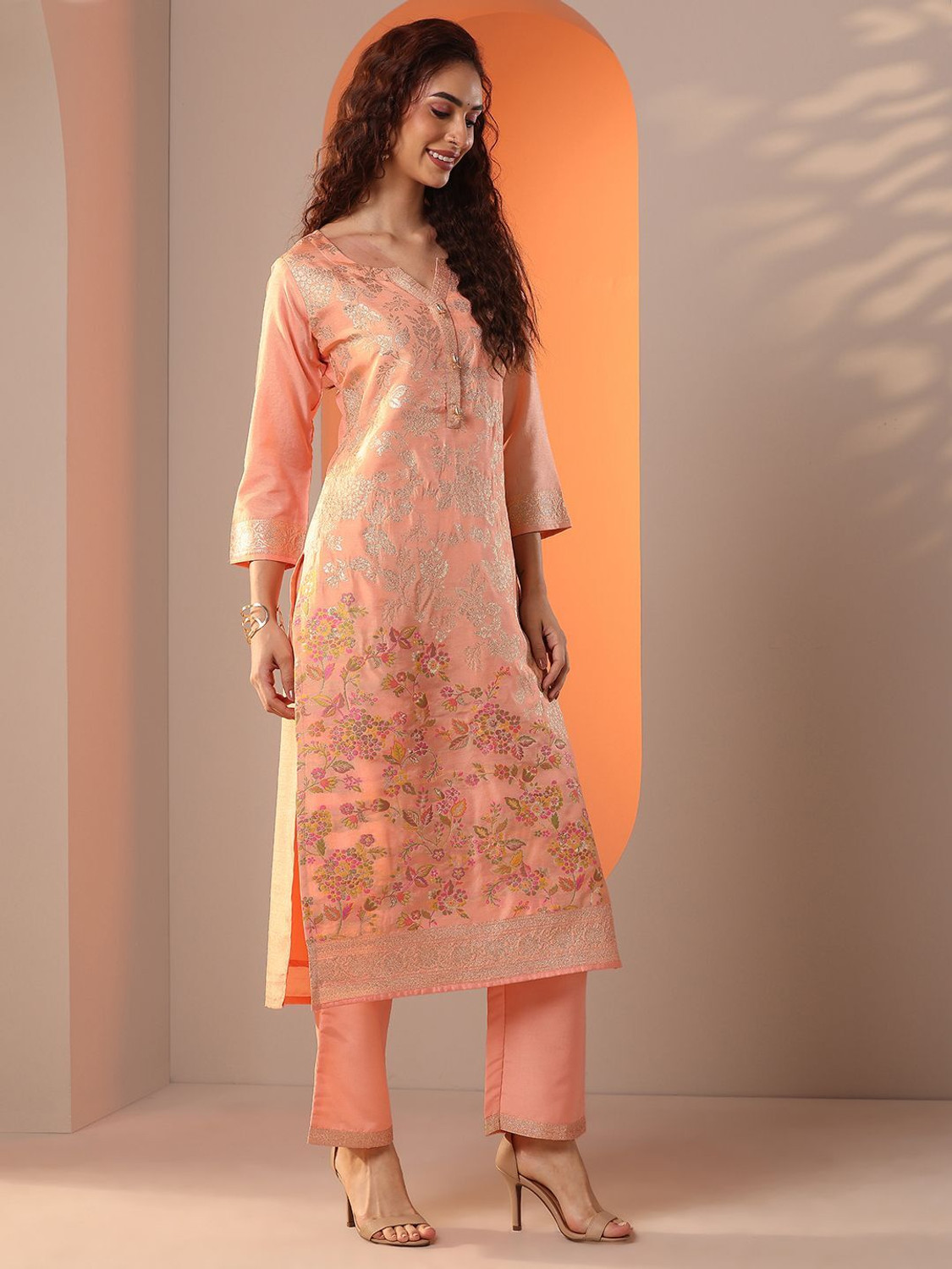 Image of LIBAS Women Kurta Pant Dupatta Set