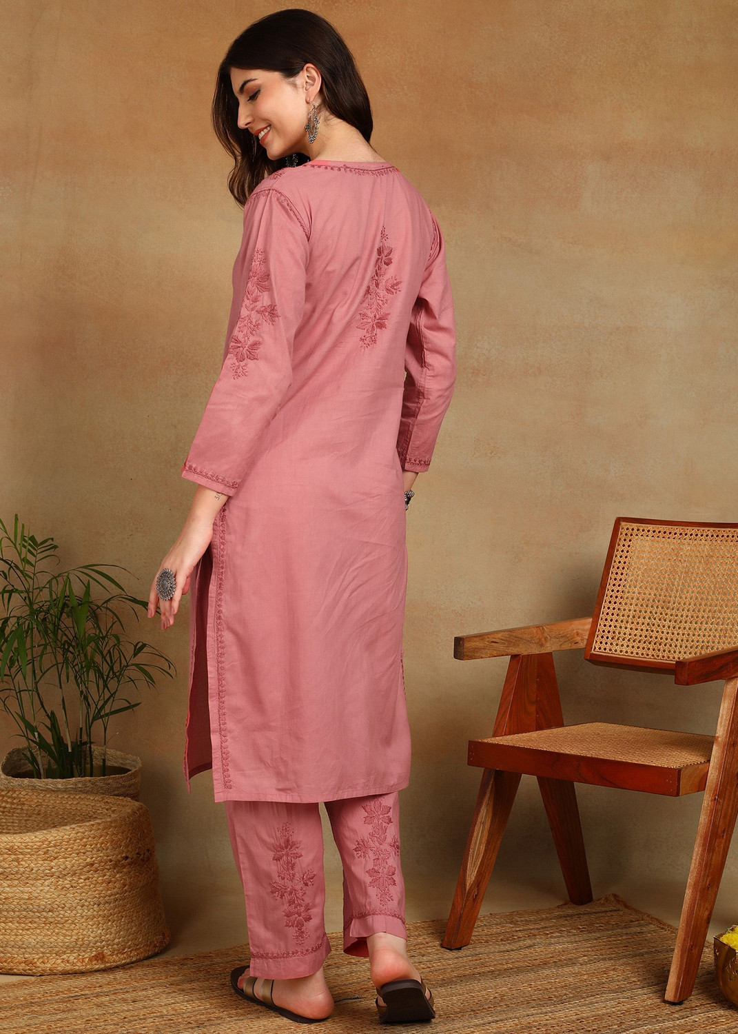 Image of VAHSON Women Kurta Palazzo Set