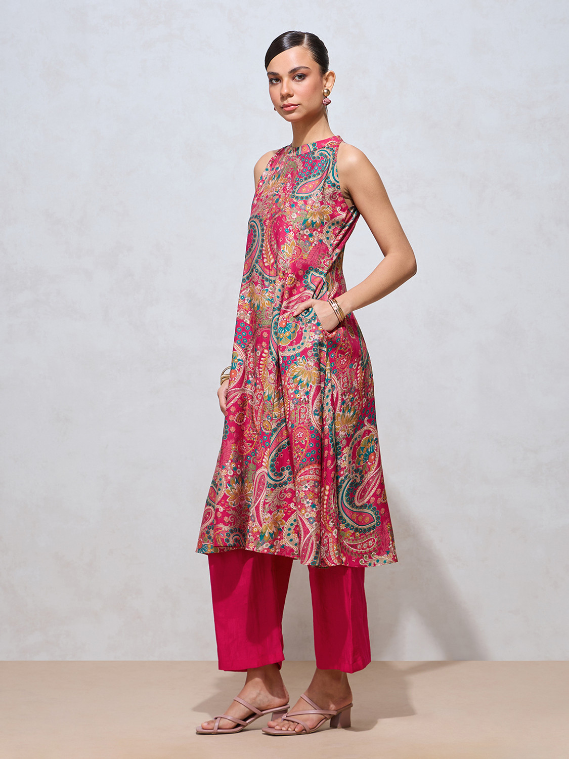 Image of flowervelly Women Kurti Pyjama Set