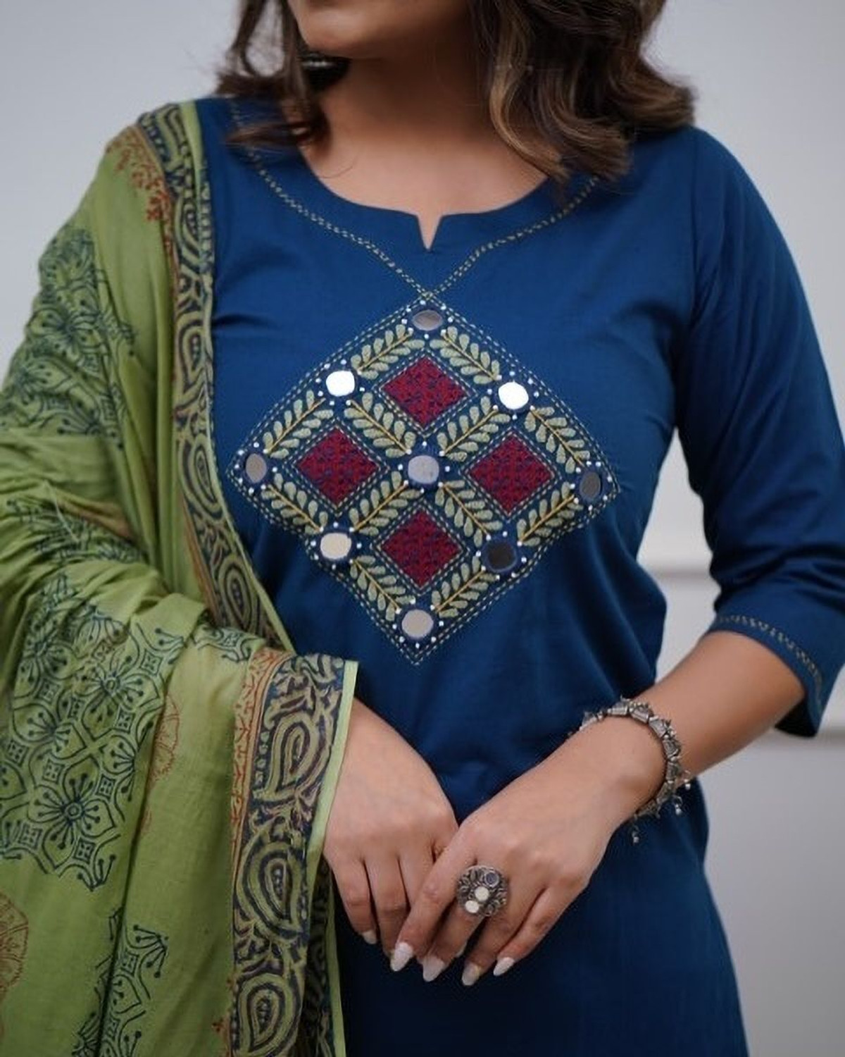 Image of KIYAARA CREATION Women Kurti Pant Dupatta Set
