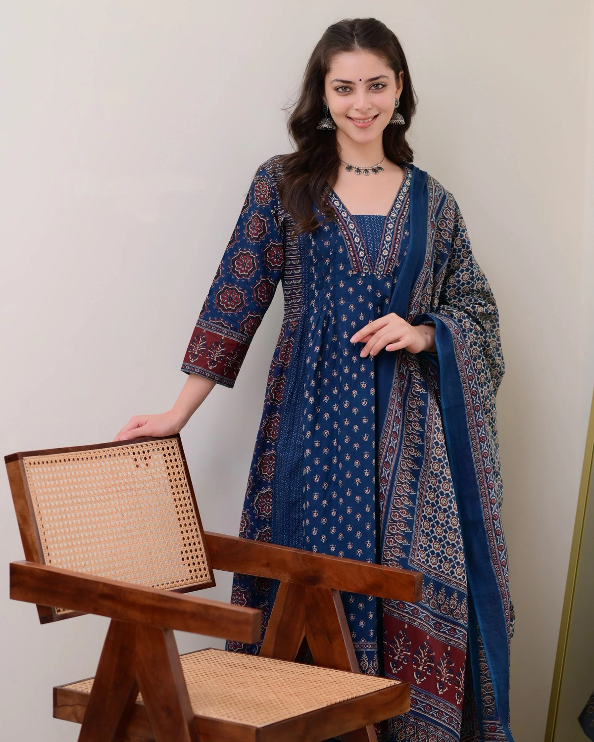 Image of Nermosa Women Kurta Pant Dupatta Set