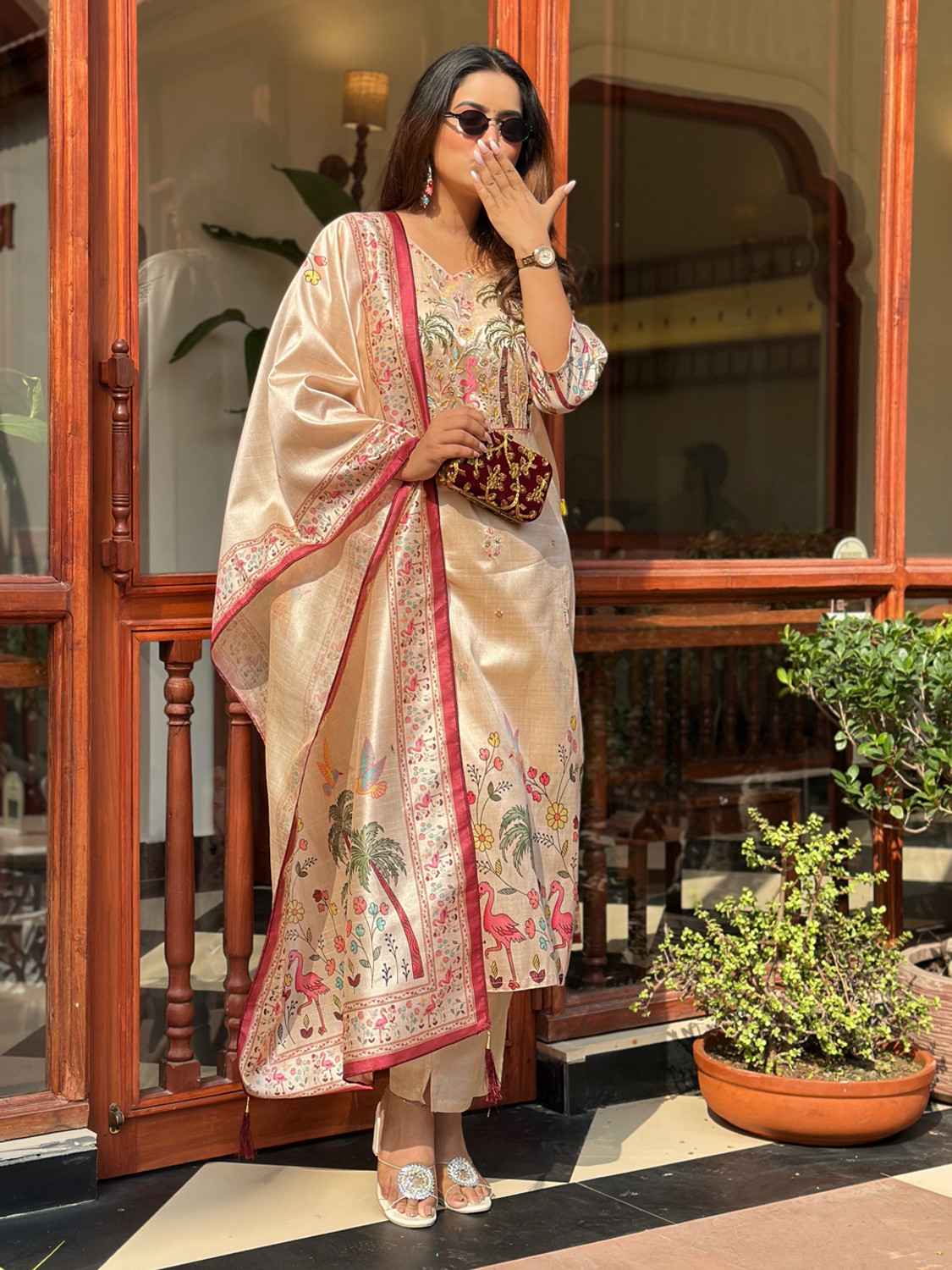 Image of VredeVogel Women Kurta Pant Dupatta Set