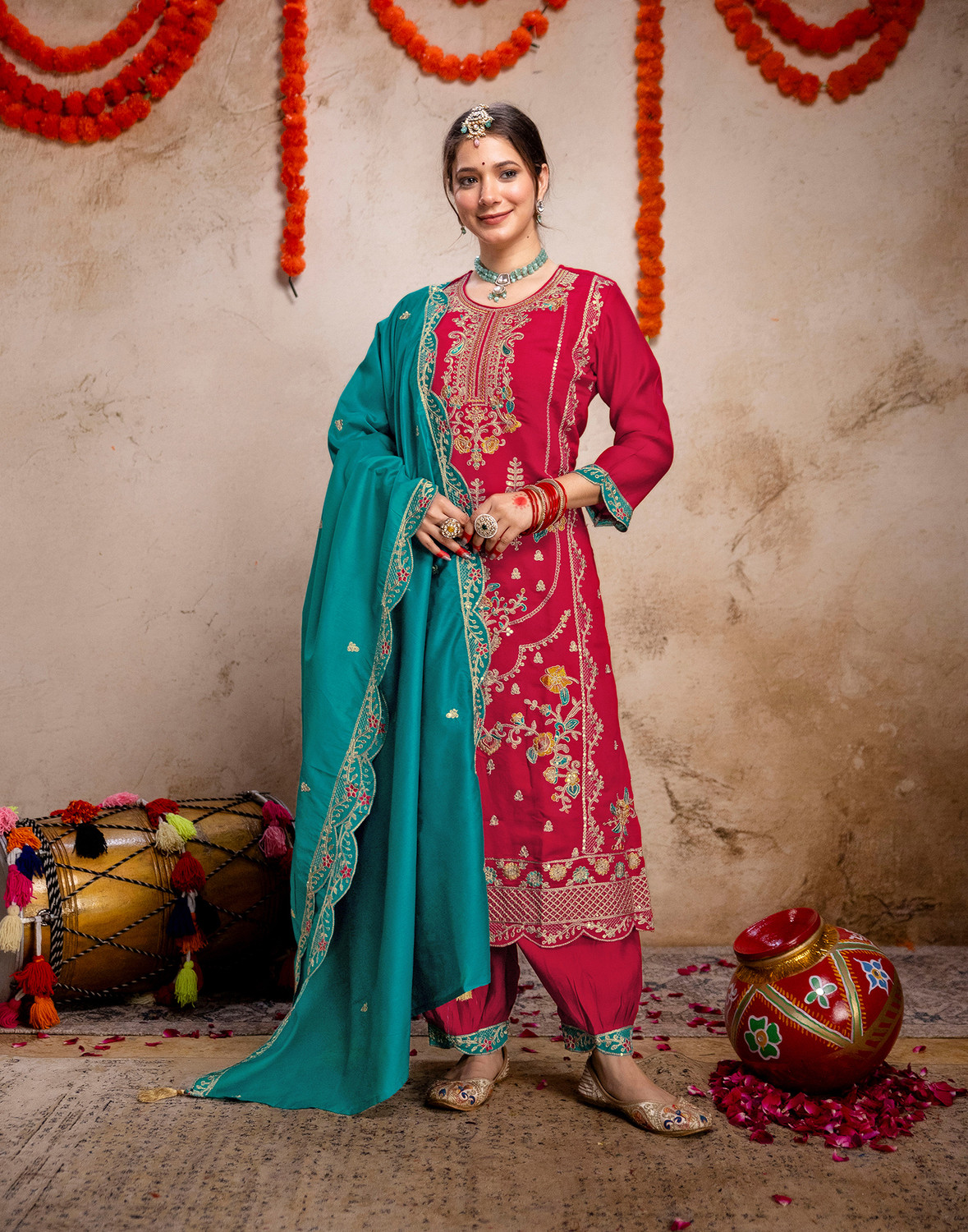 Image of Skylee Women Kurta Patiala Dupatta Set