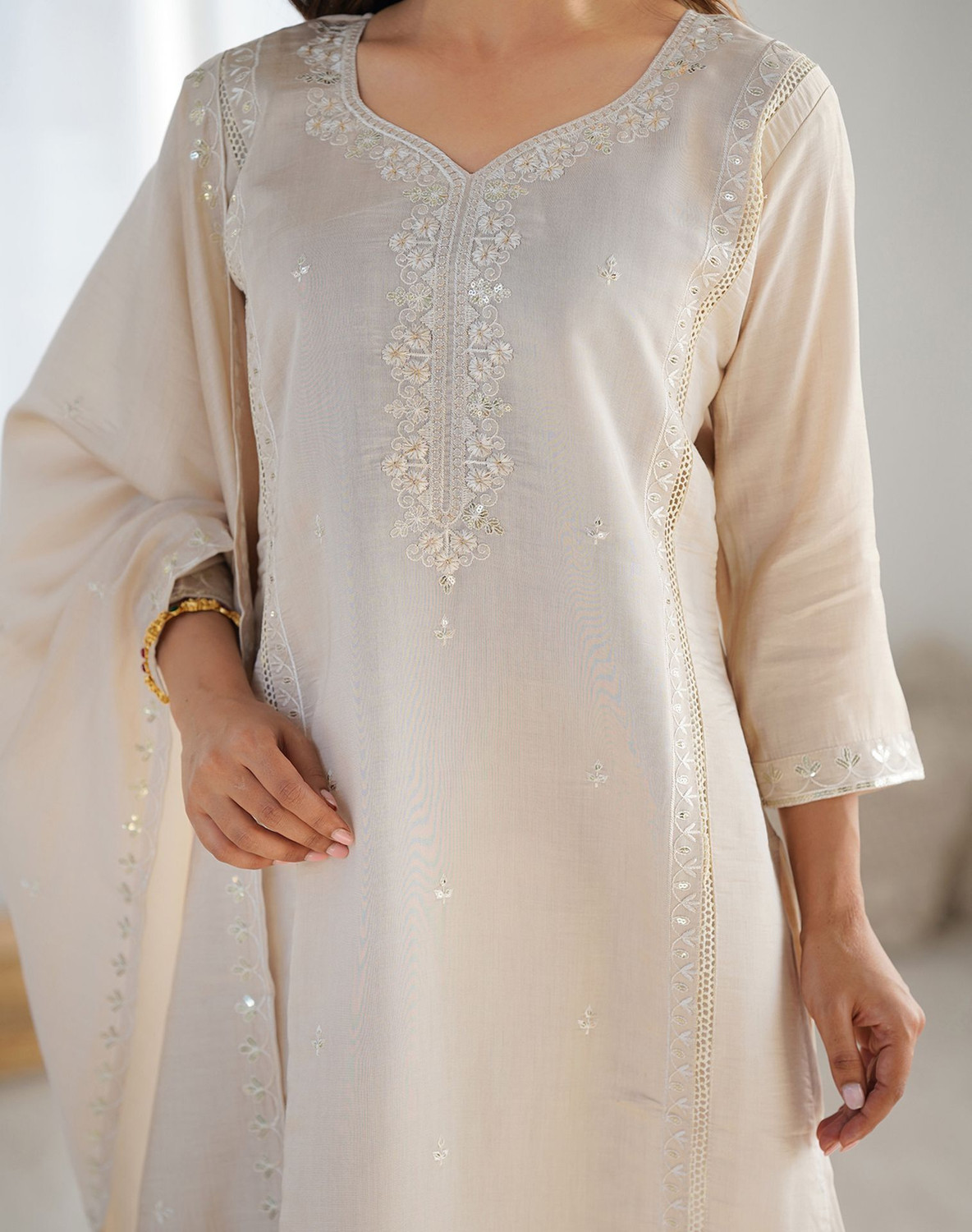 Image of Skylee Women Kurta Pant Dupatta Set