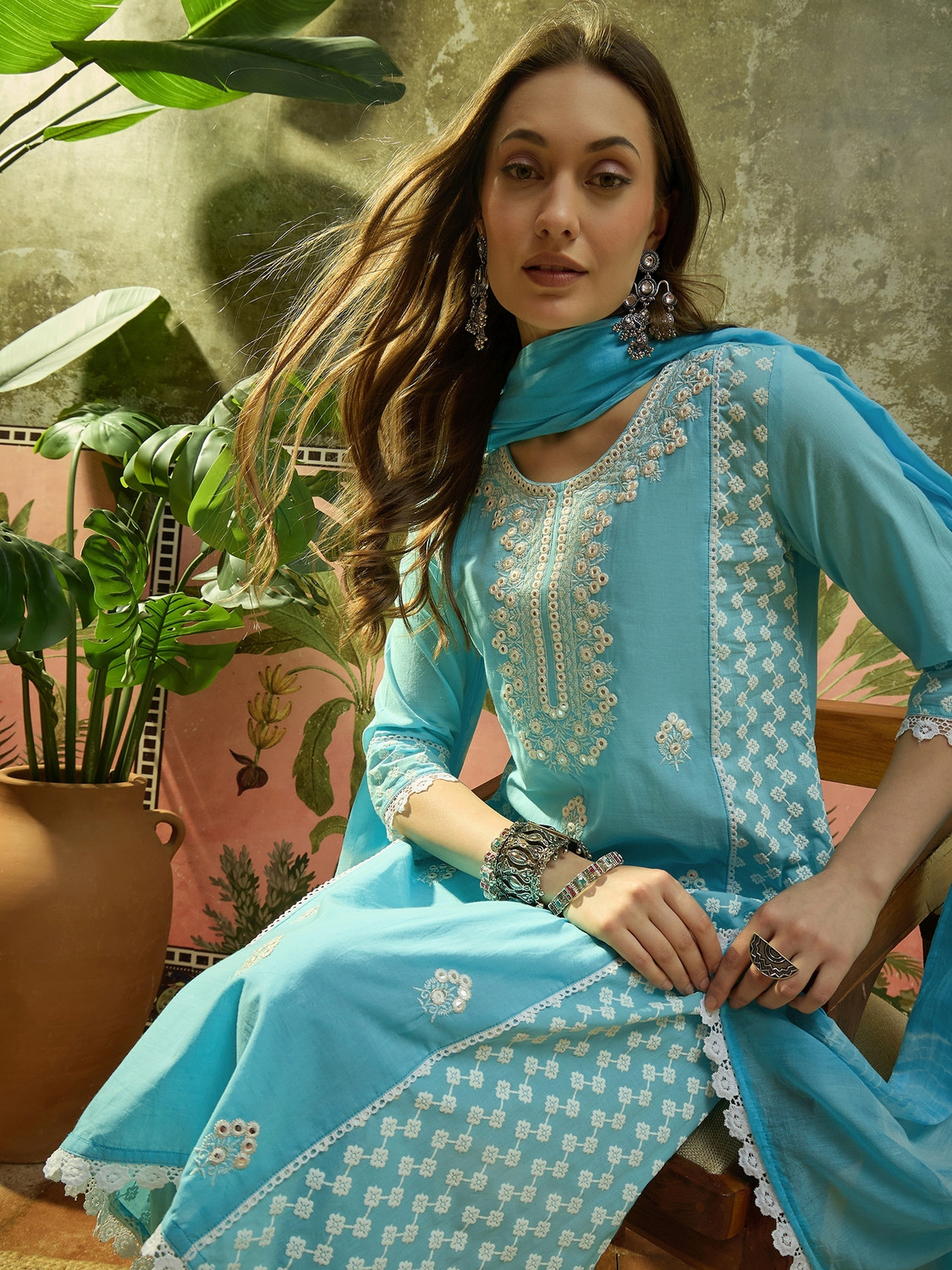 Image of SILHARA Women Kurta Pant Dupatta Set