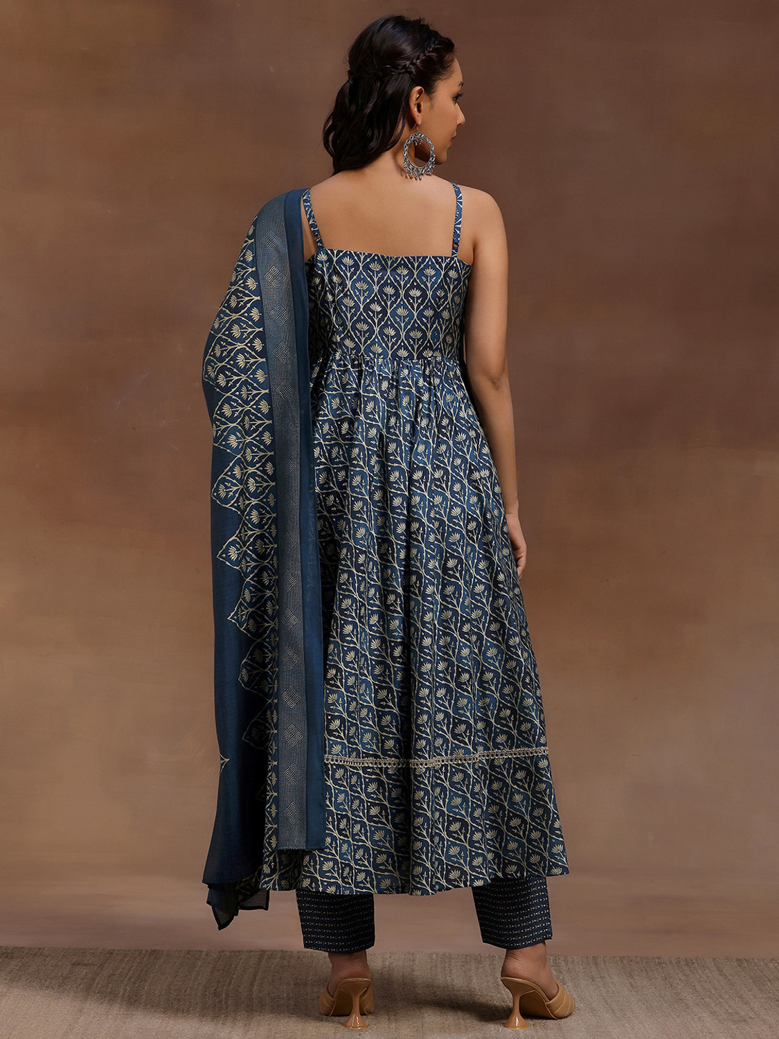 Image of GERUA BY LIBAS Women Kurta Pant Dupatta Set