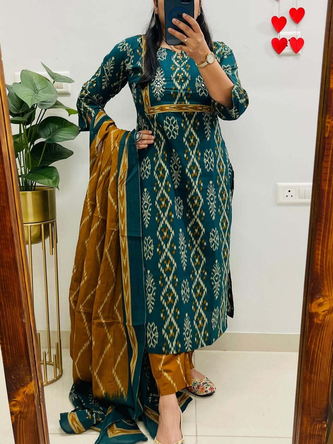 Image of LAJHAB Women Kurta Pant Dupatta Set