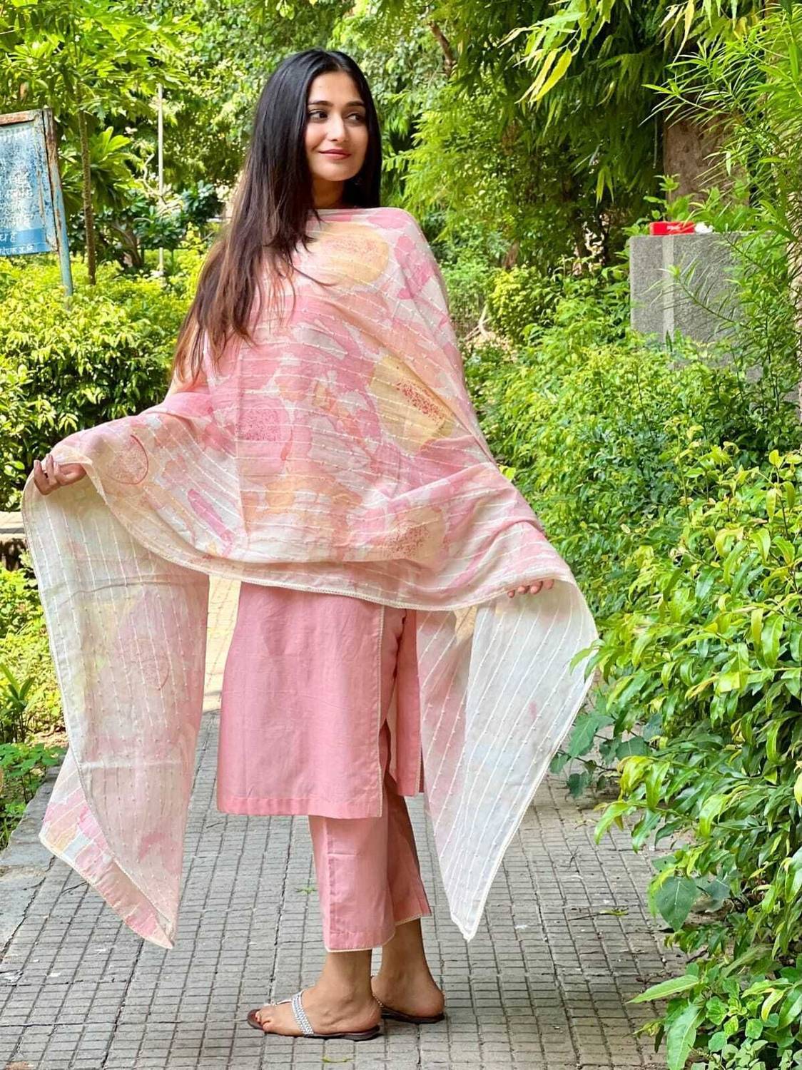 Barth Printed Kurta, Salwar & Dupatta Set