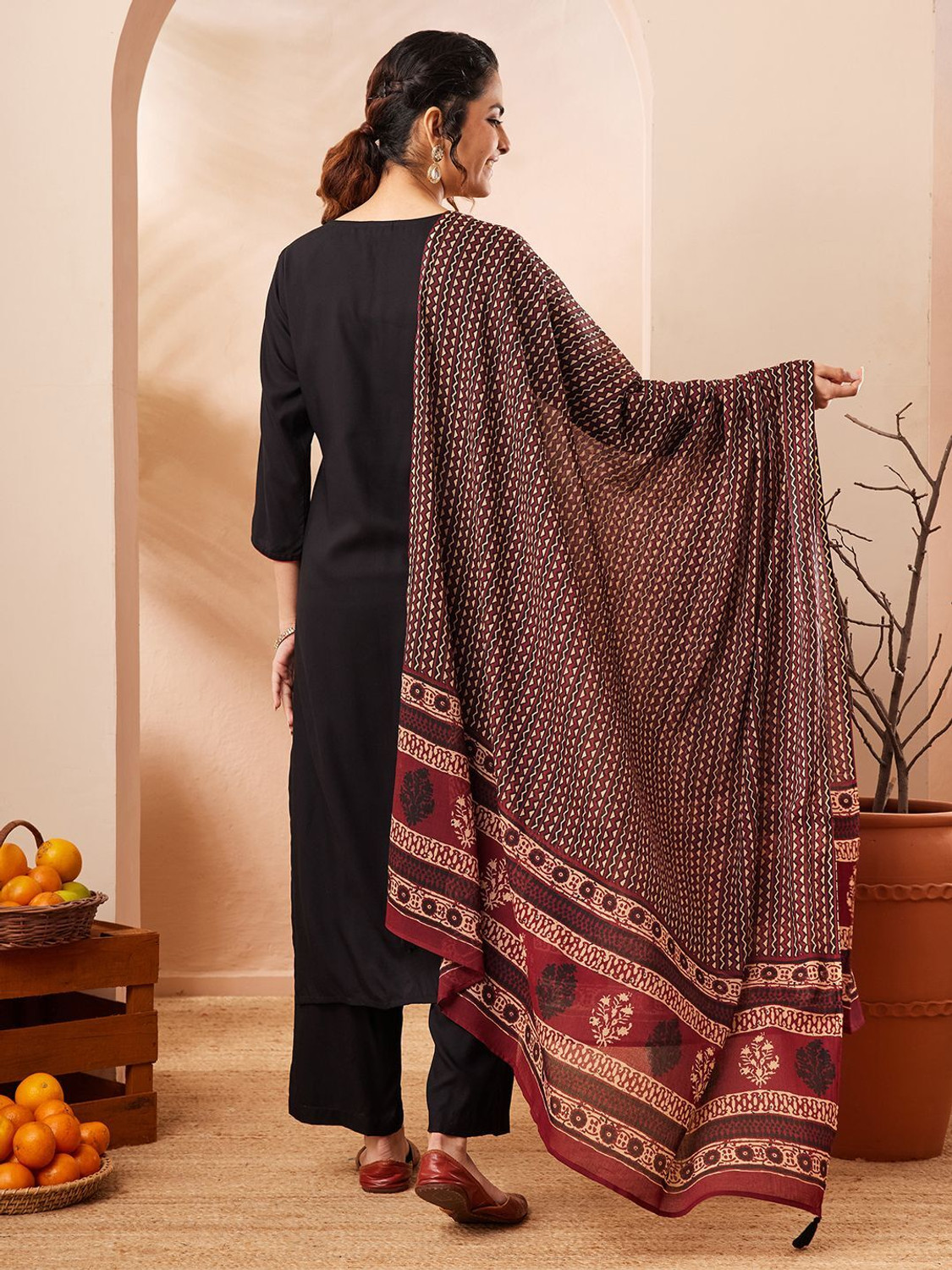 Image of Janasya Women Kurta Pant Dupatta Set