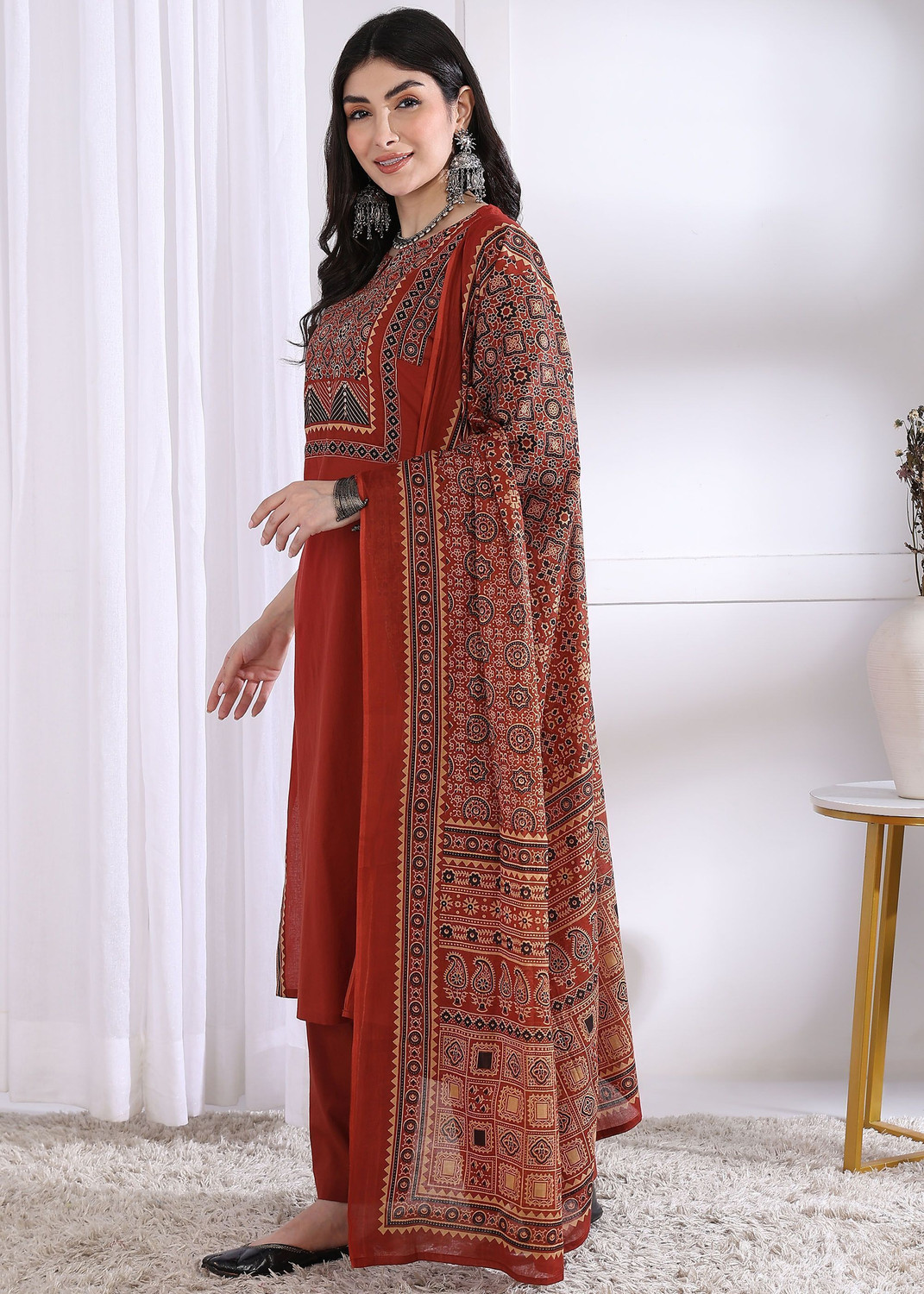 Image of VBUYZ Women Kurta Palazzo Dupatta Set