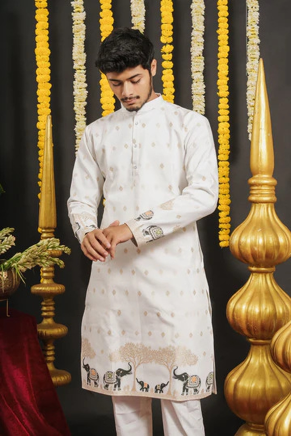 Image of SHRIIMANT Men Kurta Set