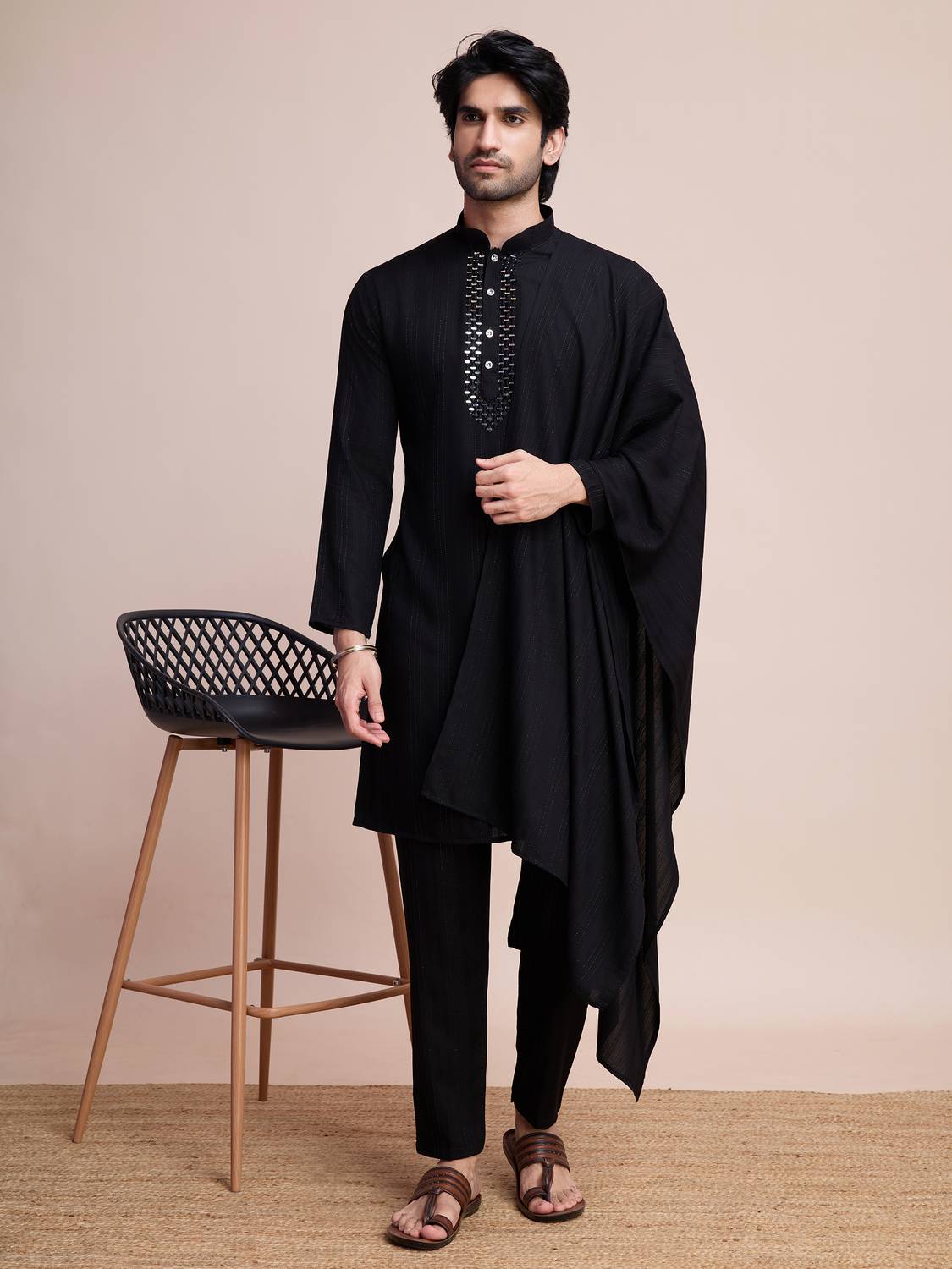 SHUBHVASTRA Men Kurta Pyjama Dupatta Set - Buy SHUBHVASTRA Men
