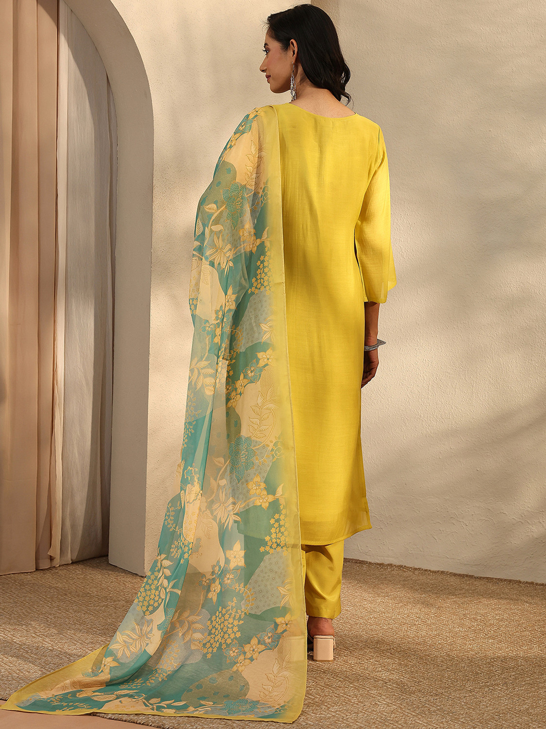 Image of LIBAS Women Kurta Pant Dupatta Set