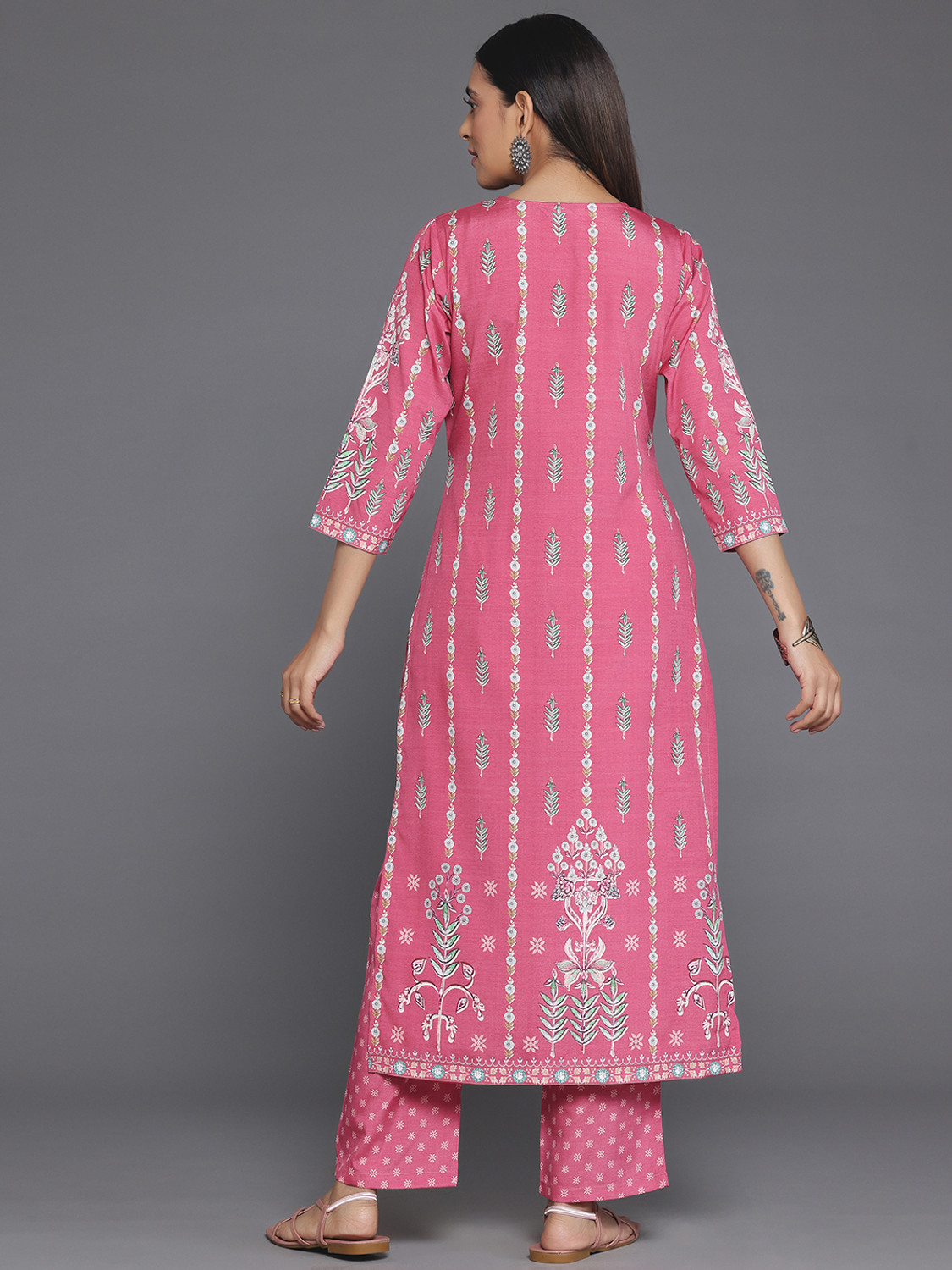 Image of LIBAS Women Kurta Pant Set