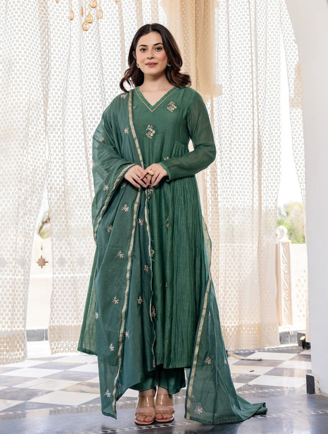 Image of Nermosa Women Kurta Pant Dupatta Set