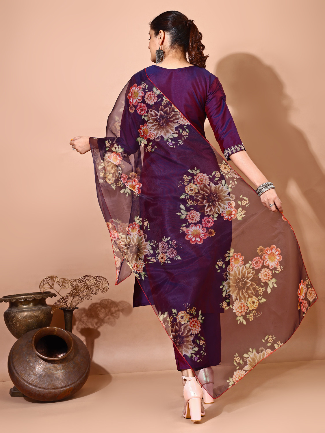 Image of AYUKTA INTERNATIONAL Women Kurti Pant Dupatta Set