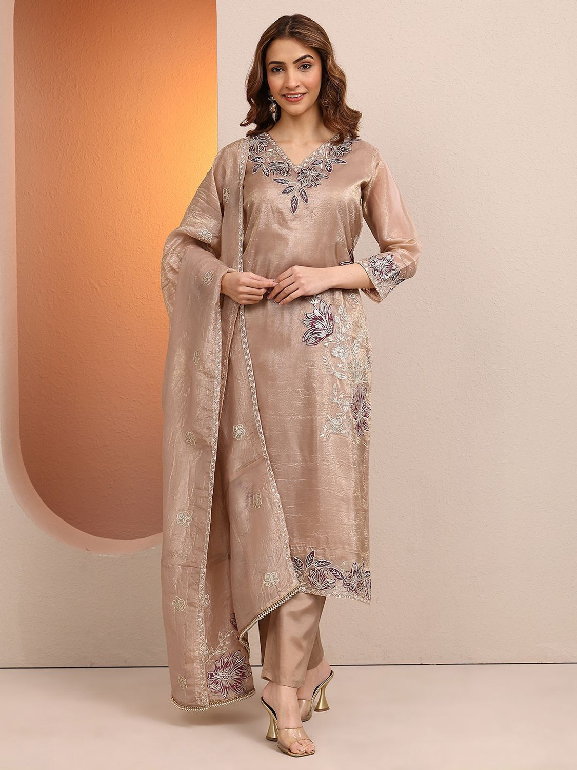 Image of LIBAS Women Kurta Pant Dupatta Set