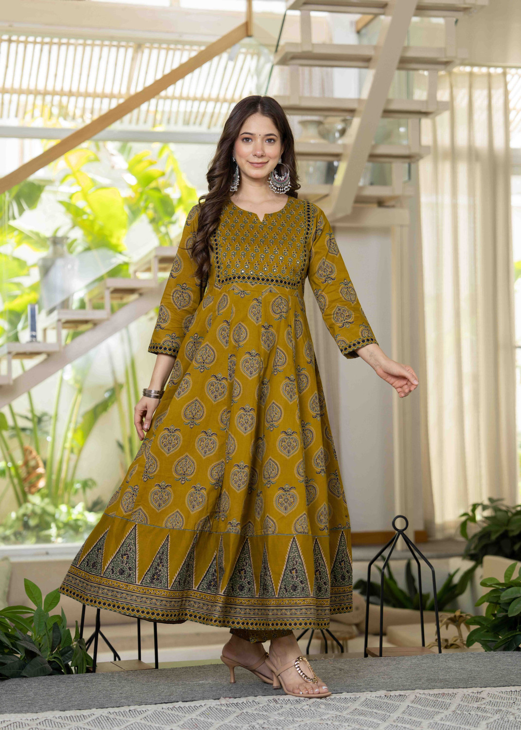 Image of Jaimini Women Kurta Pant Dupatta Set