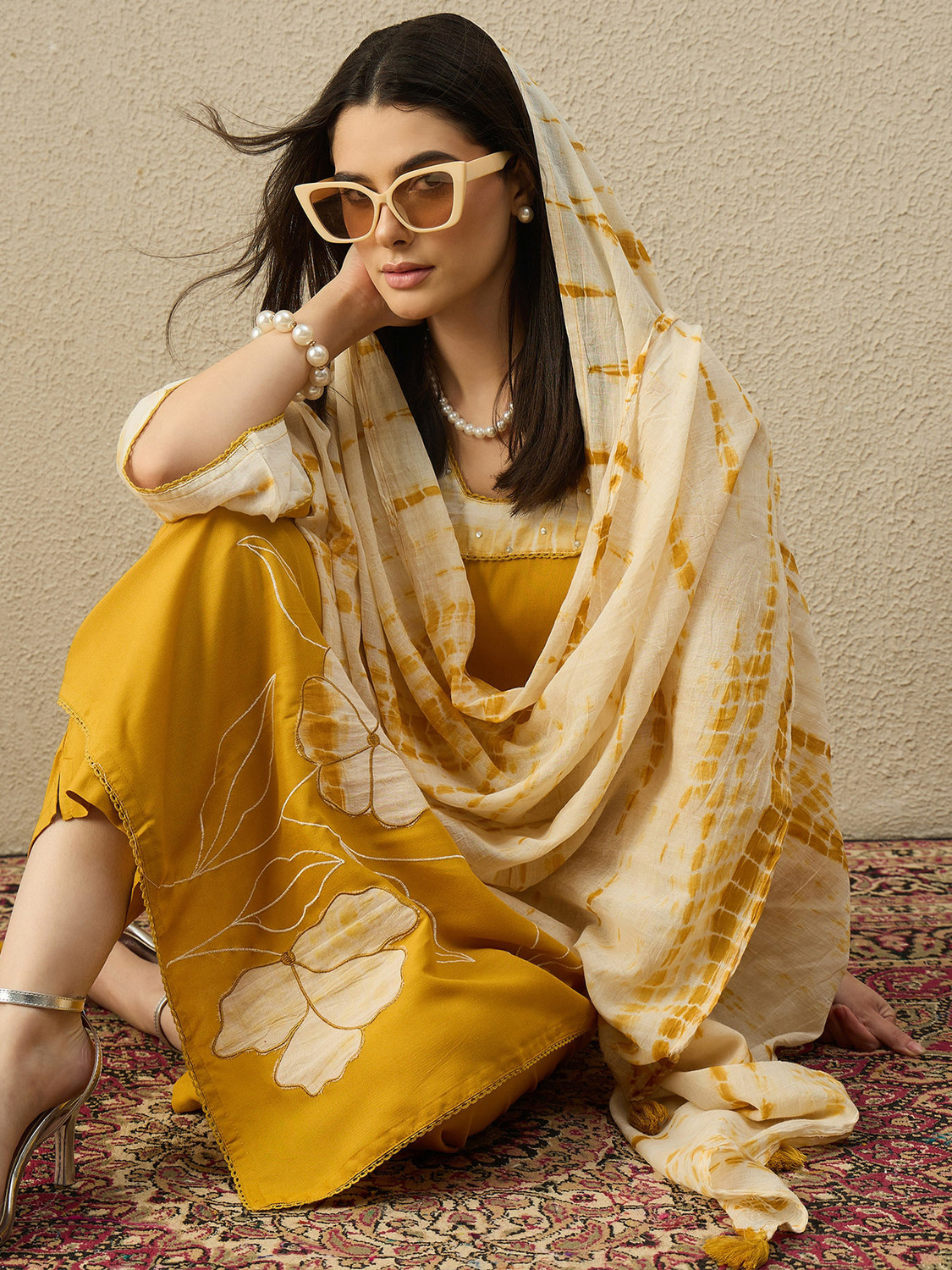 Image of Indo Era Women Kurta Pant Dupatta Set