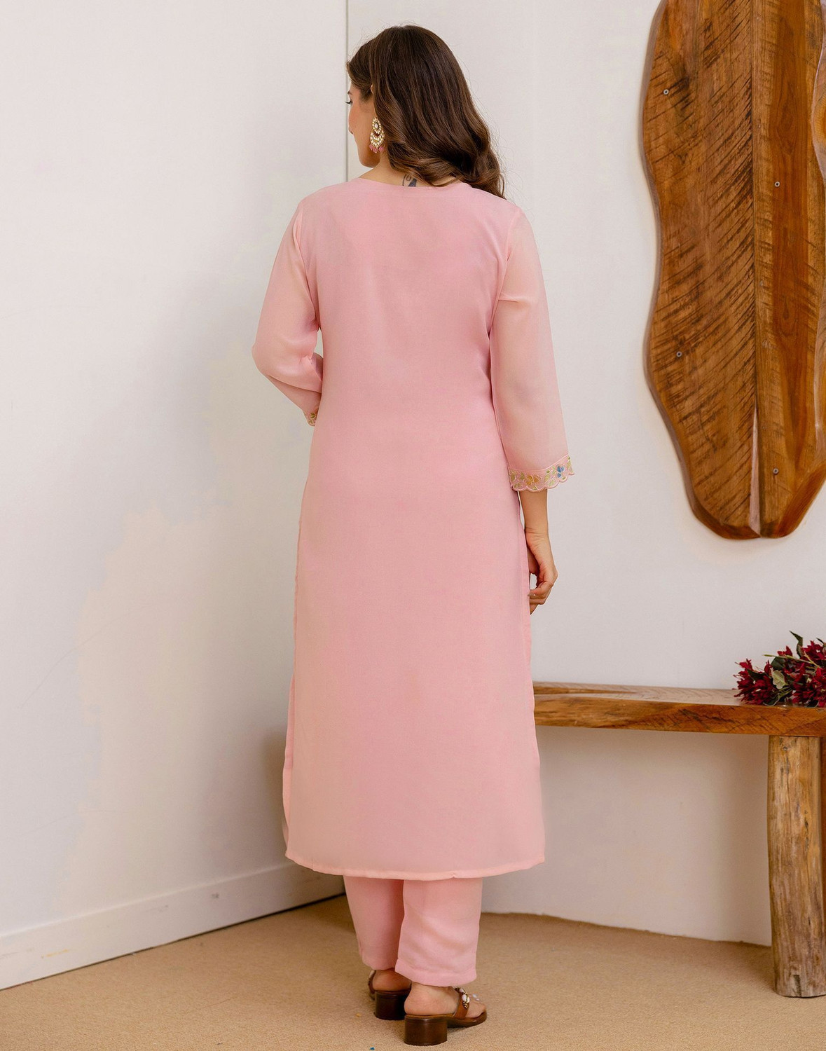 Image of Skylee Women Kurta Pant Dupatta Set